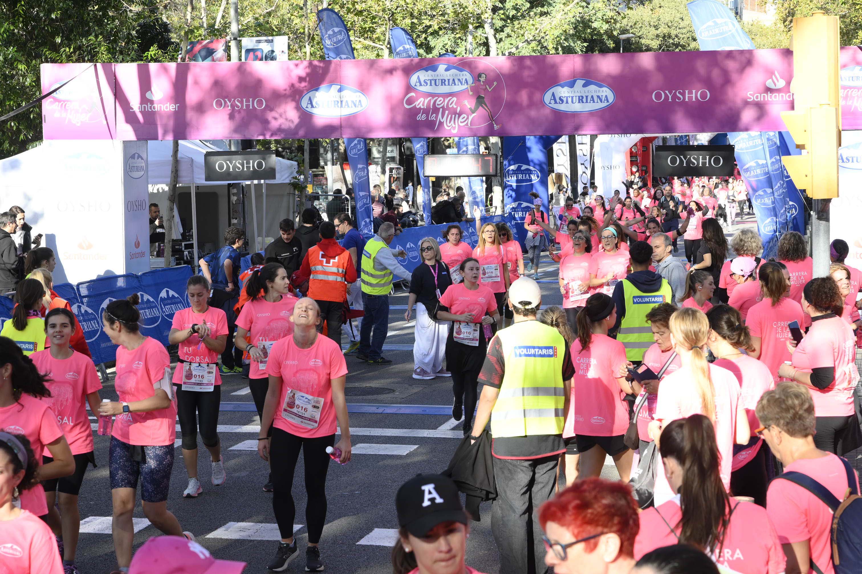 Las mejores fotos de la Carrera de la Mujer de Barcelona 2023. 5336