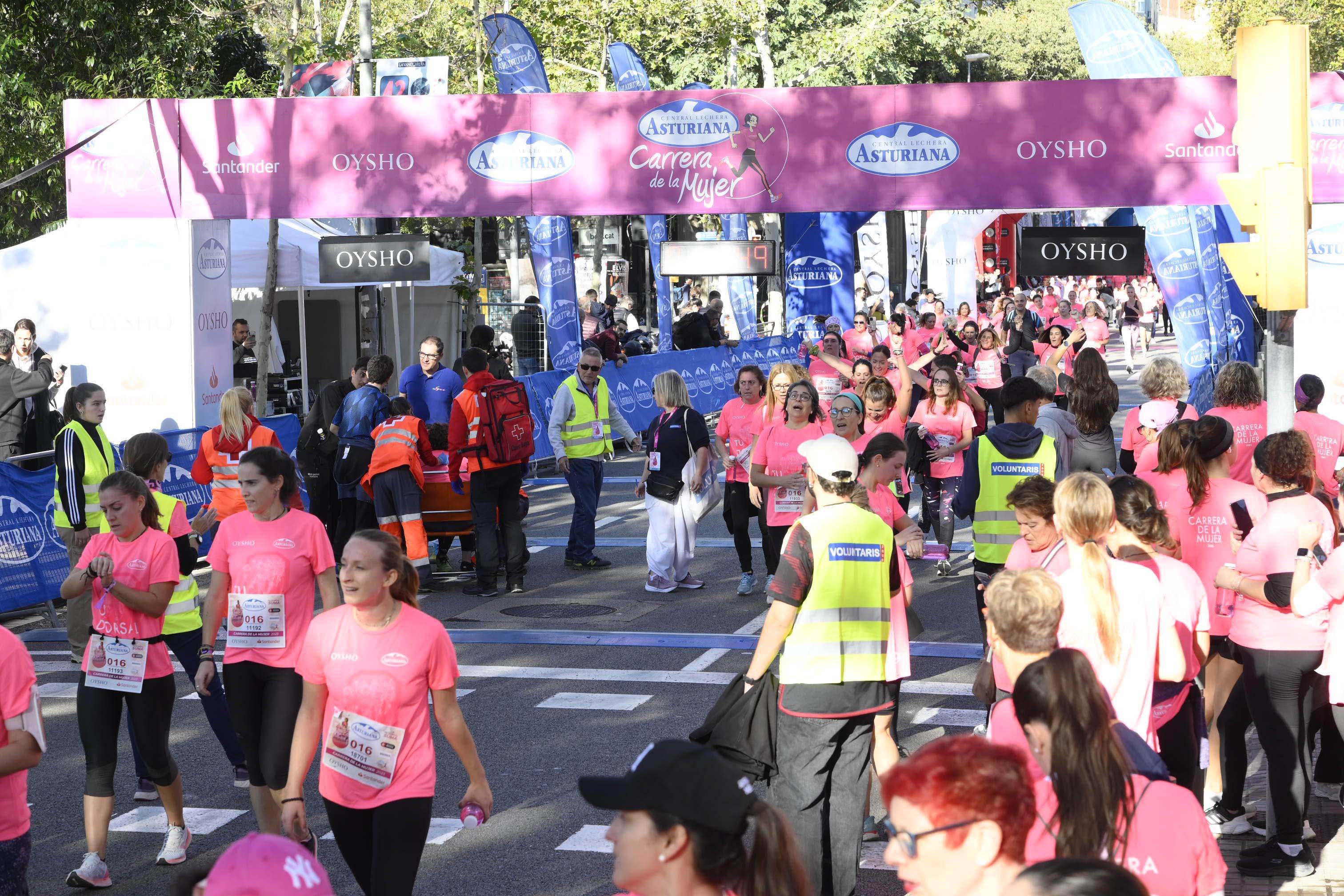 Las mejores fotos de la Carrera de la Mujer de Barcelona 2023. 5337