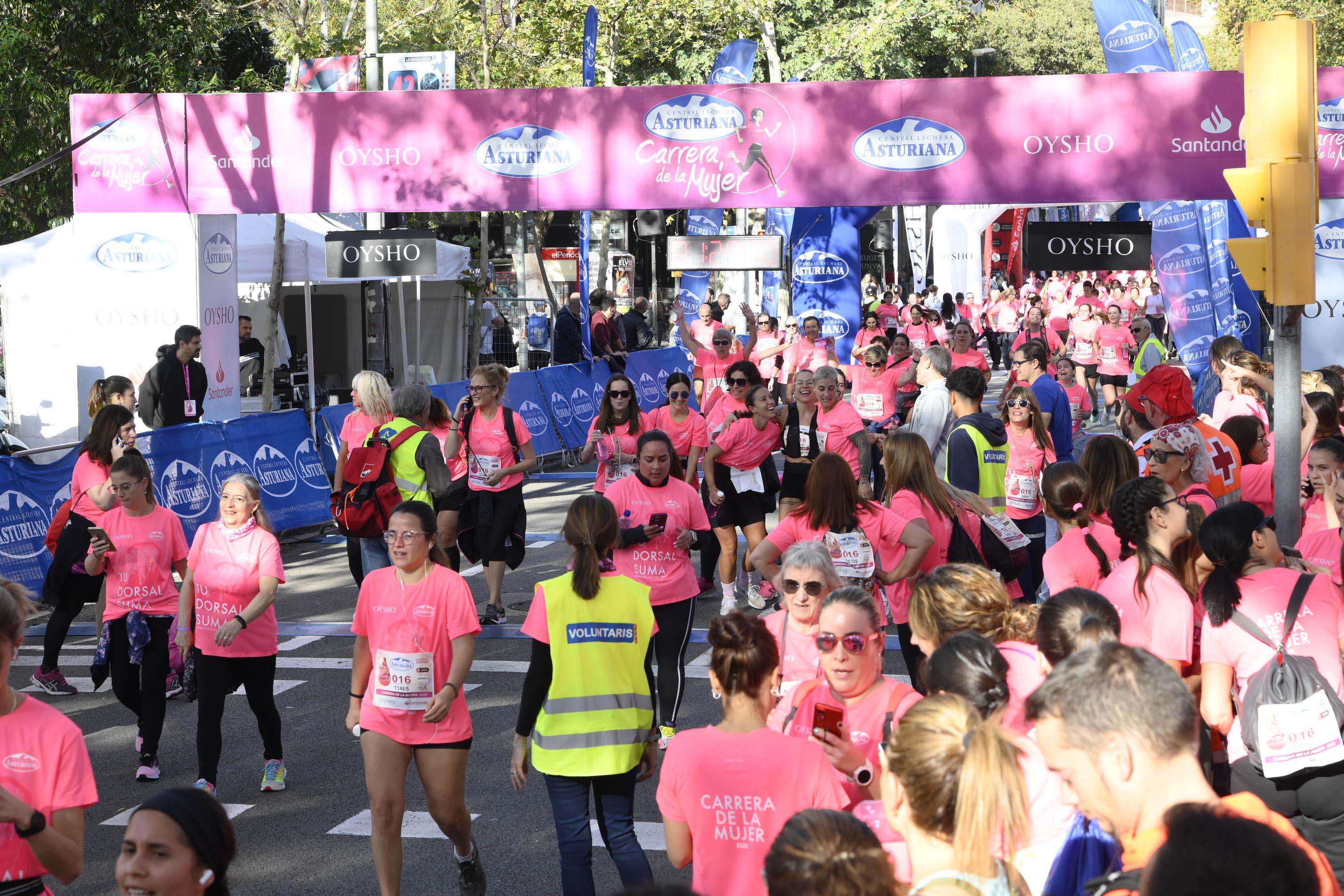 Las mejores fotos de la Carrera de la Mujer de Barcelona 2023. 5688
