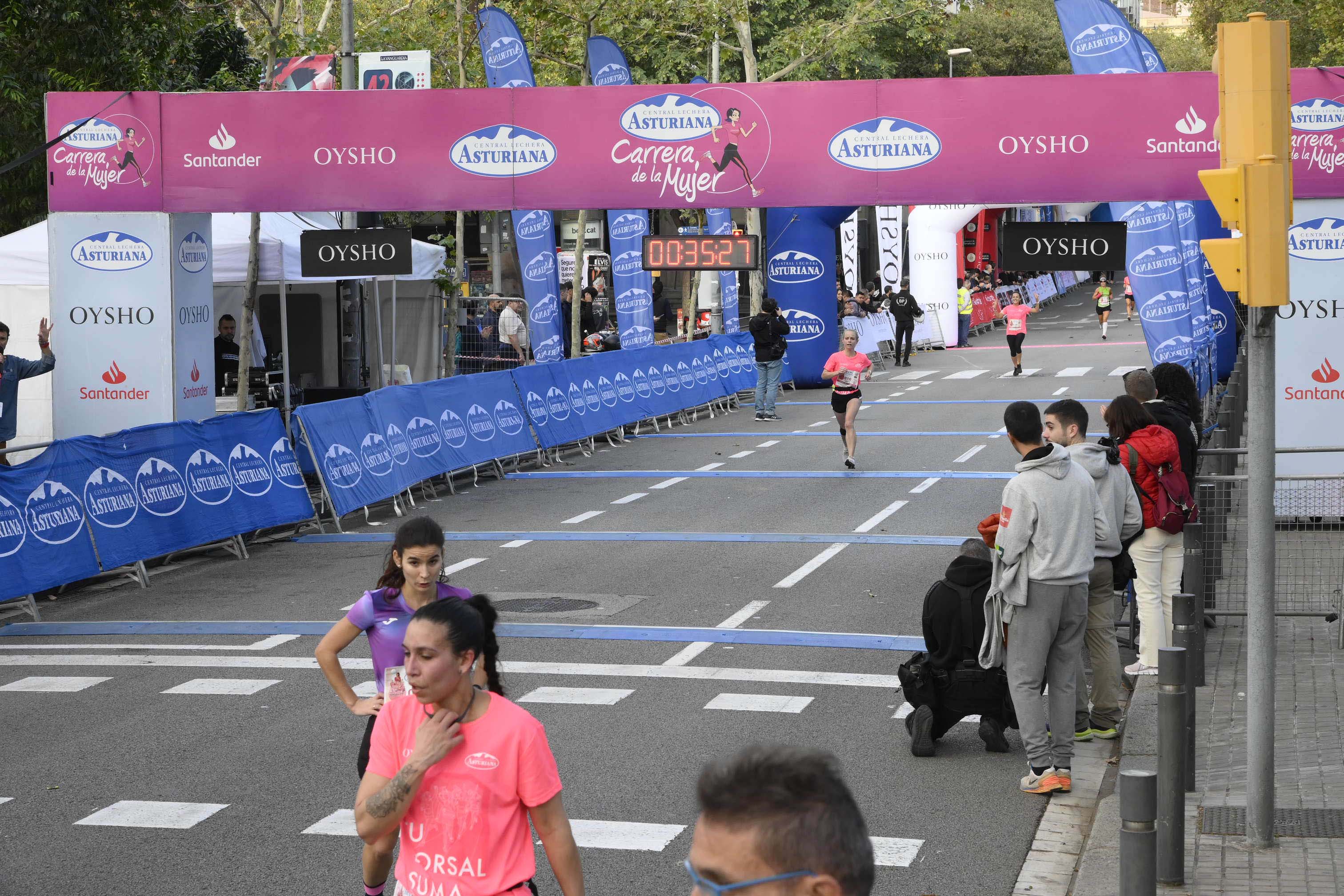 Las mejores fotos de la Carrera de la Mujer de Barcelona 2023. 4152