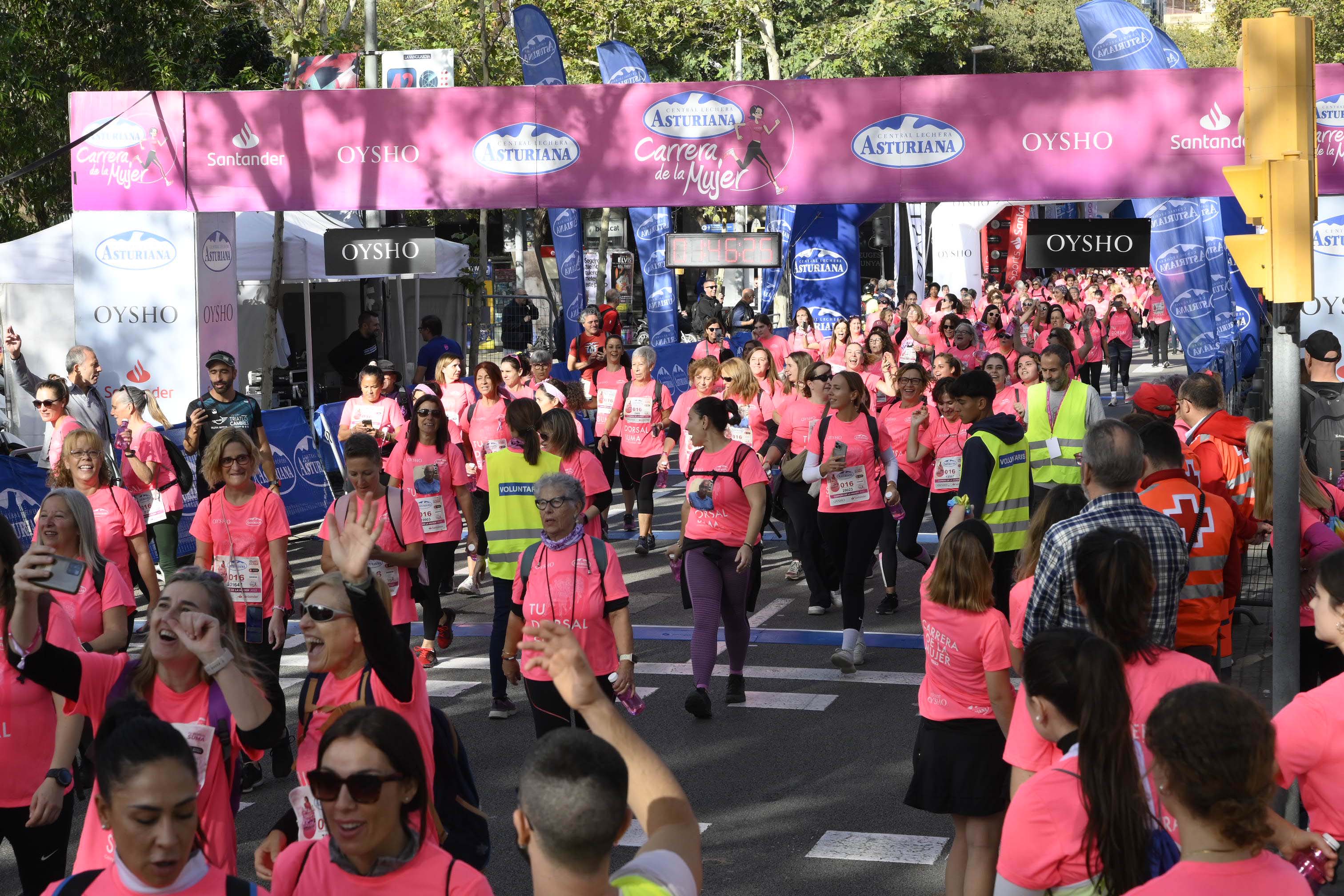 Las mejores fotos de la Carrera de la Mujer de Barcelona 2023. 6185