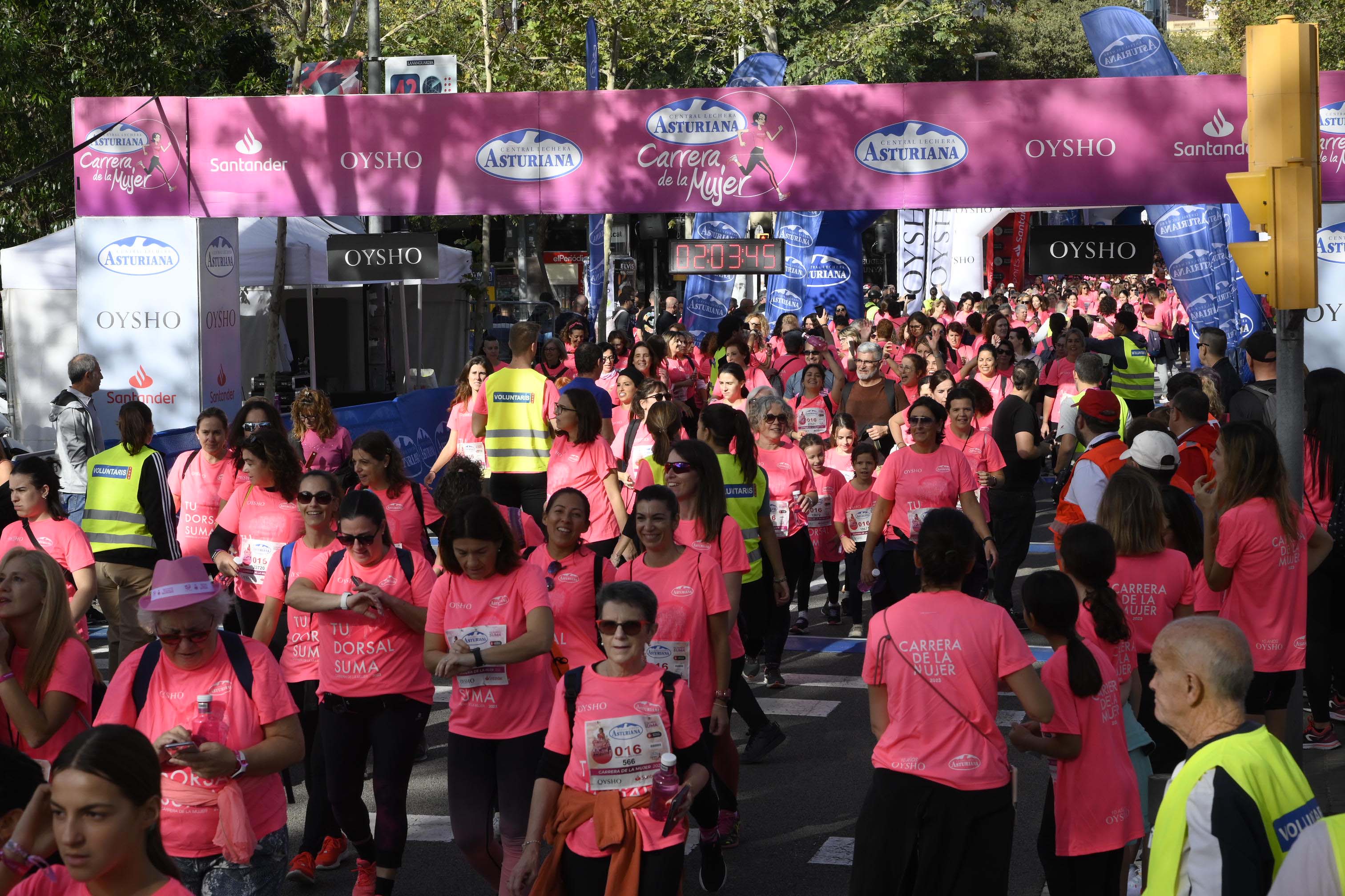 Las mejores fotos de la Carrera de la Mujer de Barcelona 2023. 6682