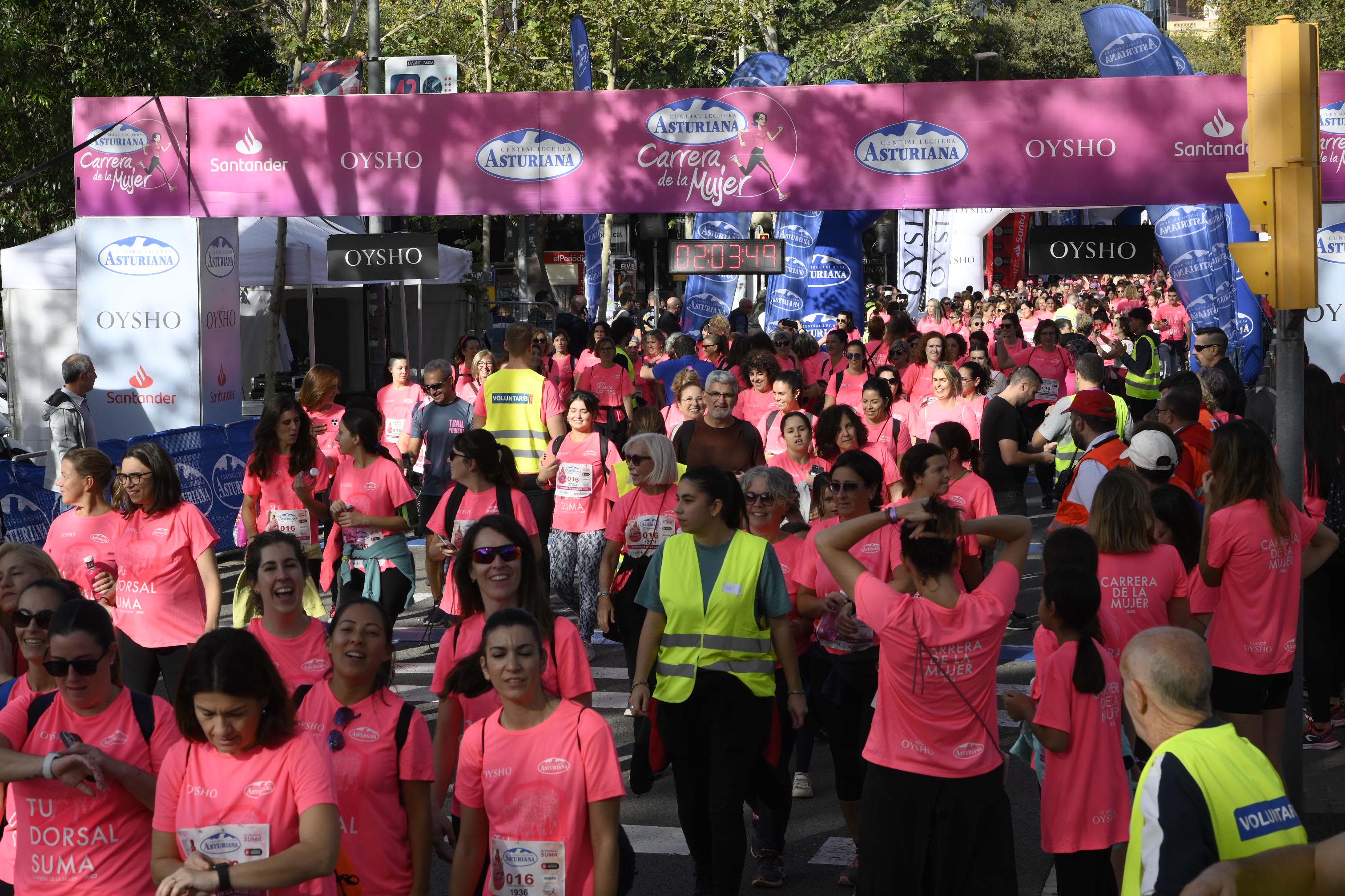Las mejores fotos de la Carrera de la Mujer de Barcelona 2023. 6684