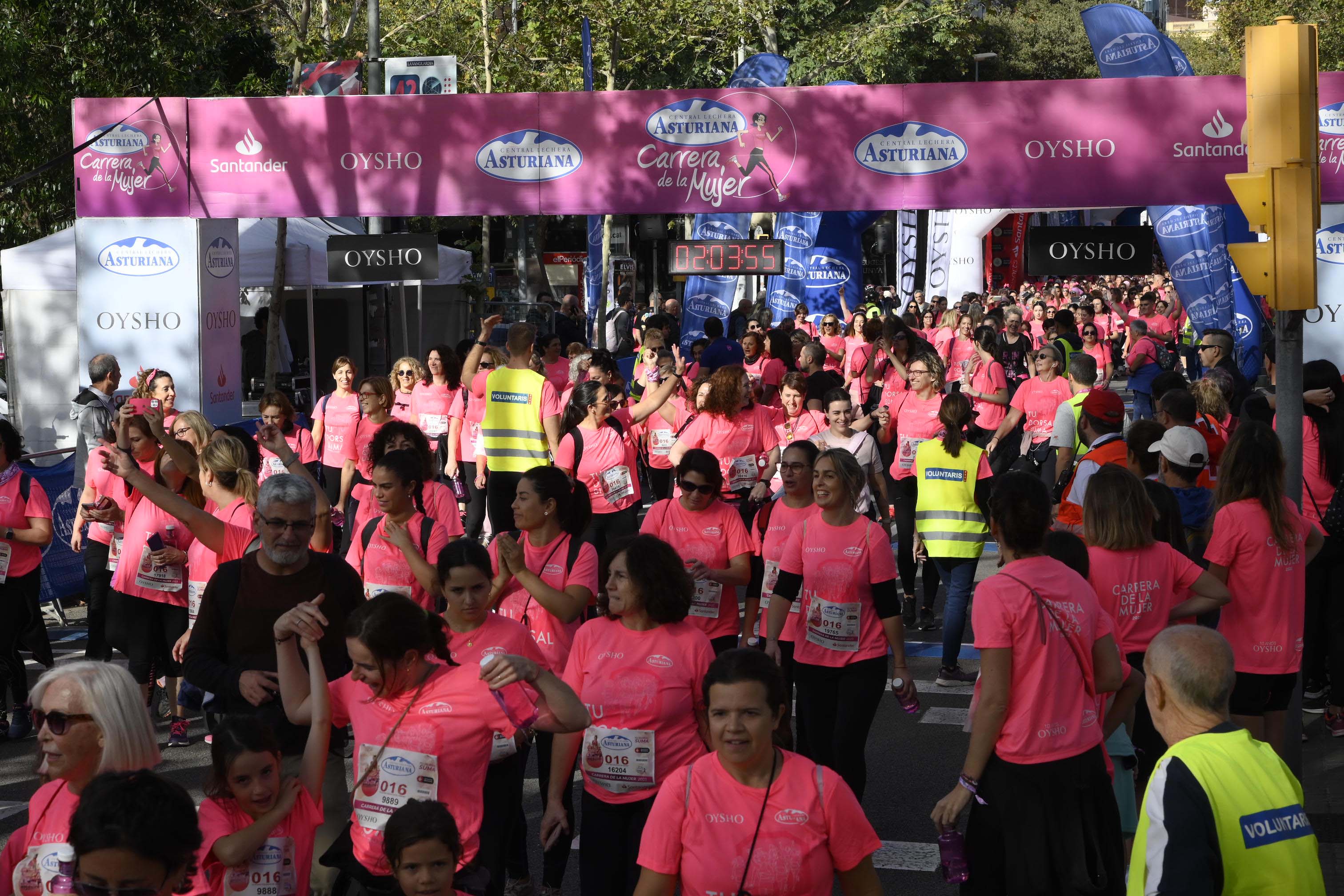 Las mejores fotos de la Carrera de la Mujer de Barcelona 2023. 6687