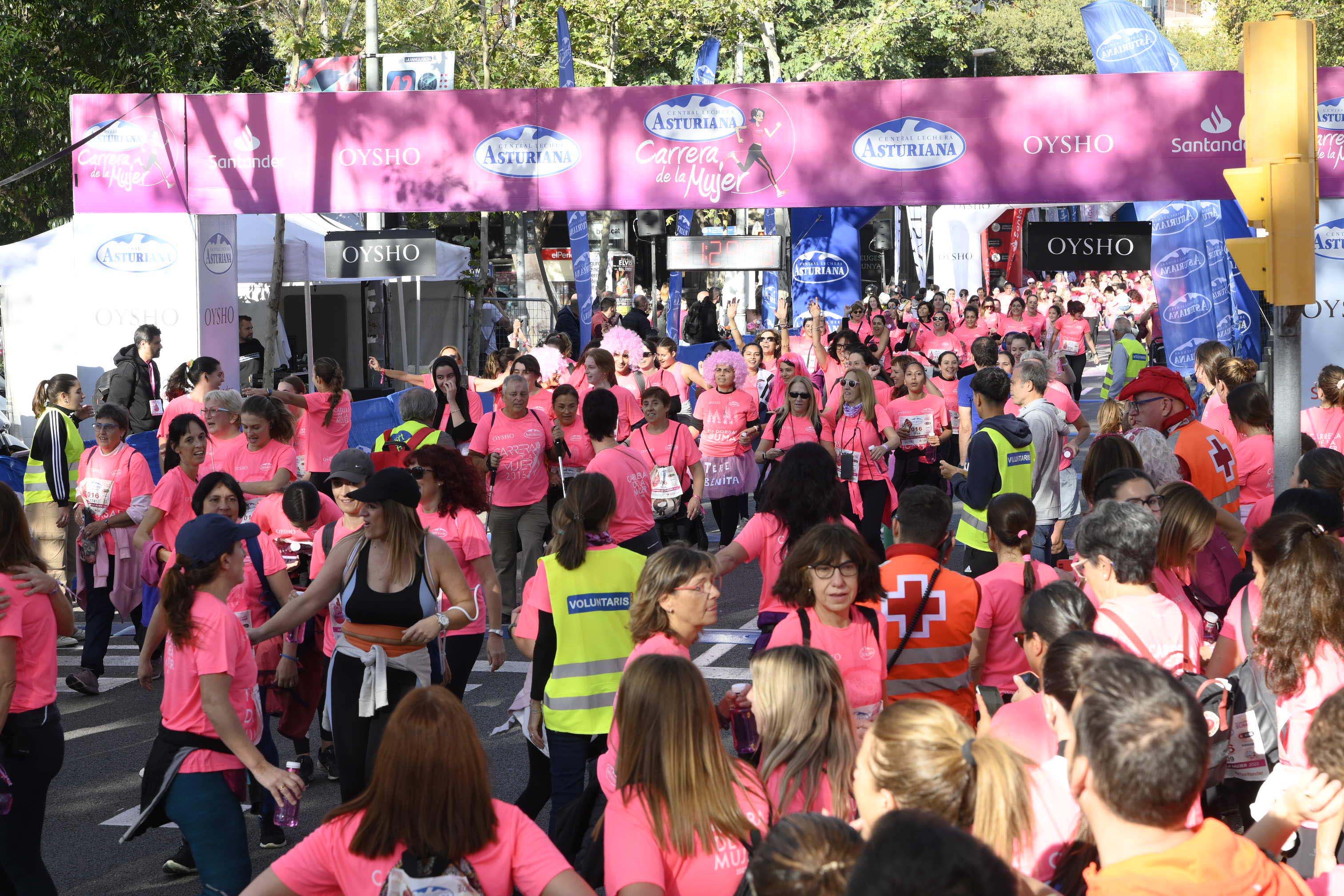 Las mejores fotos de la Carrera de la Mujer de Barcelona 2023. 5701