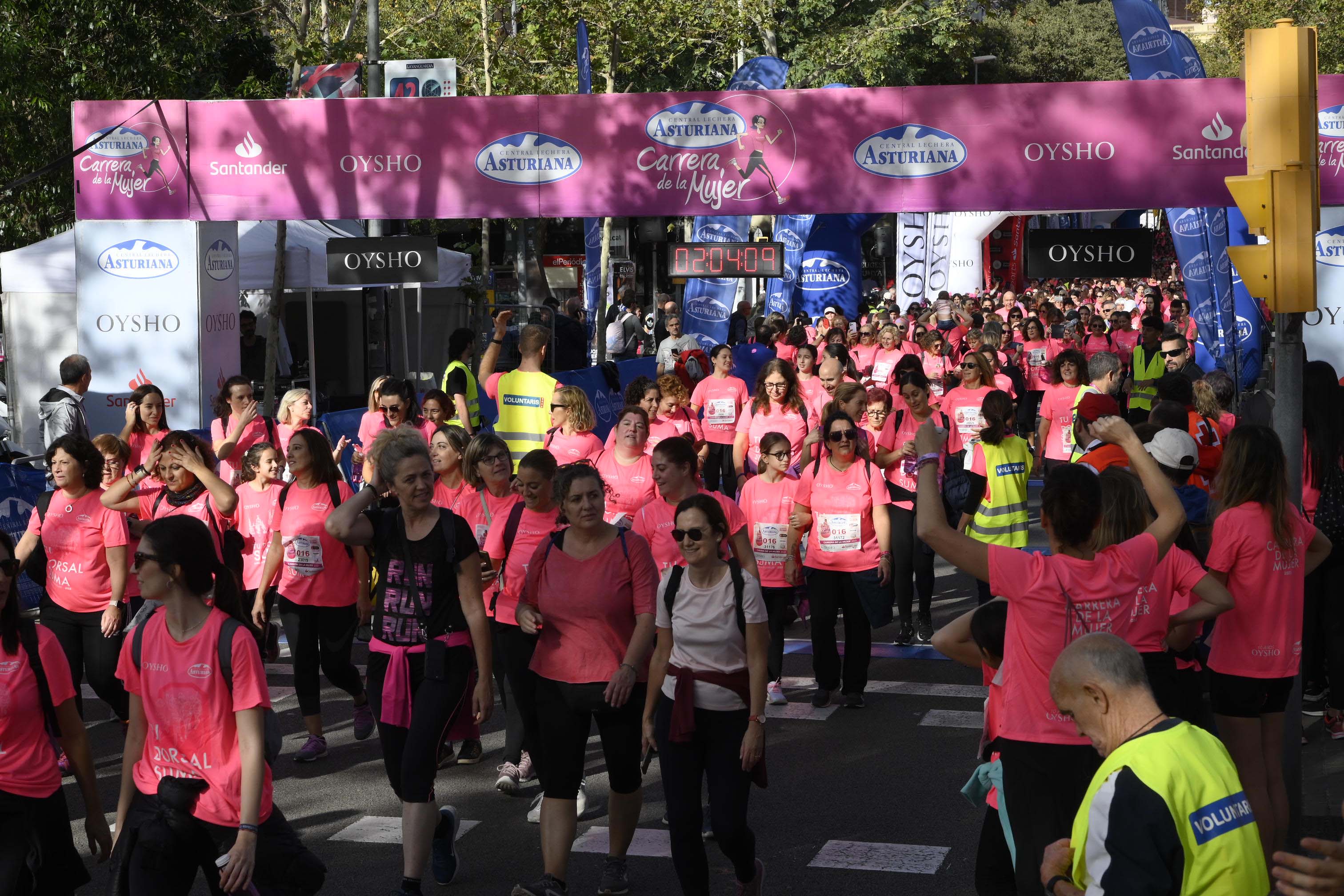 Las mejores fotos de la Carrera de la Mujer de Barcelona 2023. 6694