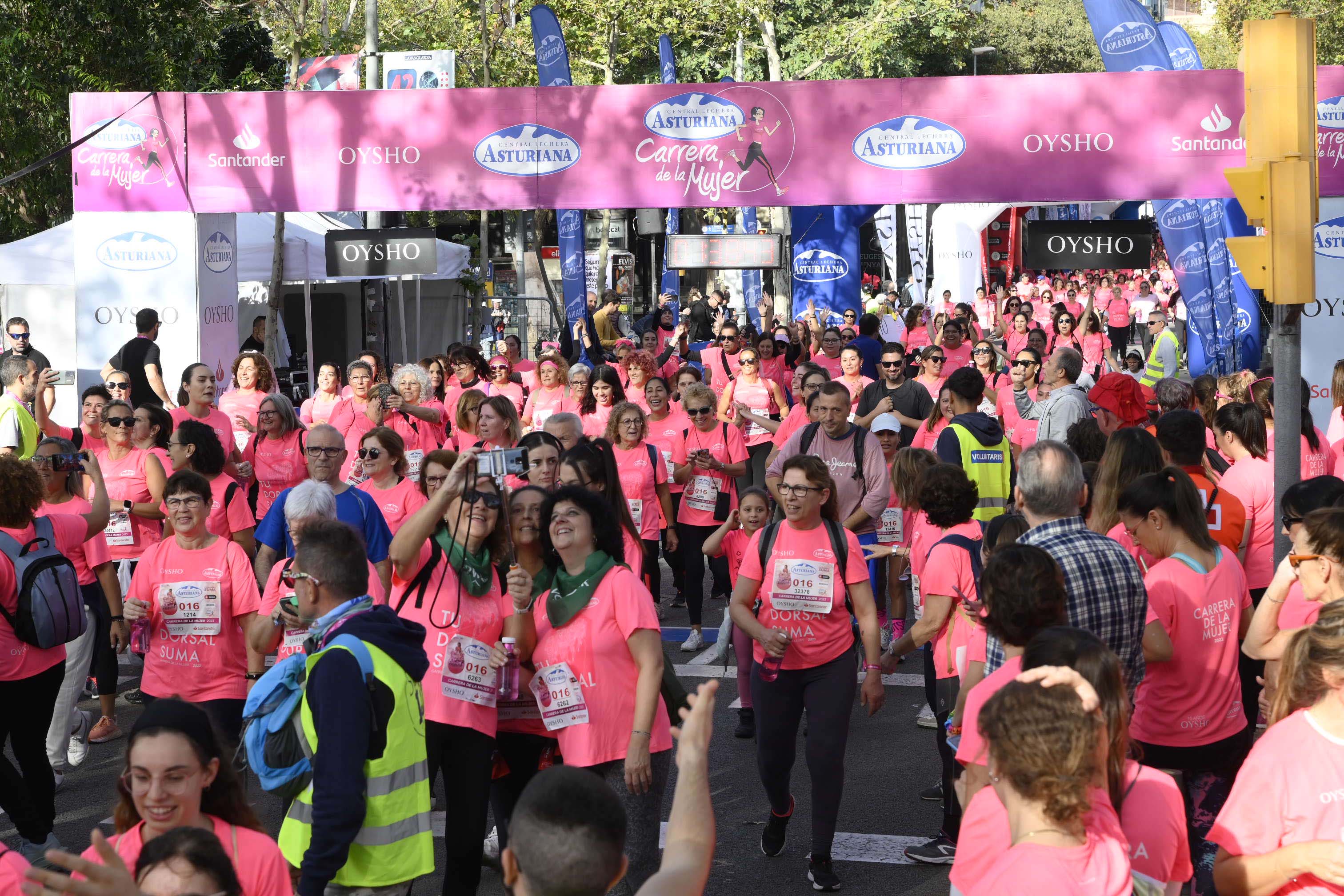 Las mejores fotos de la Carrera de la Mujer de Barcelona 2023. 5954