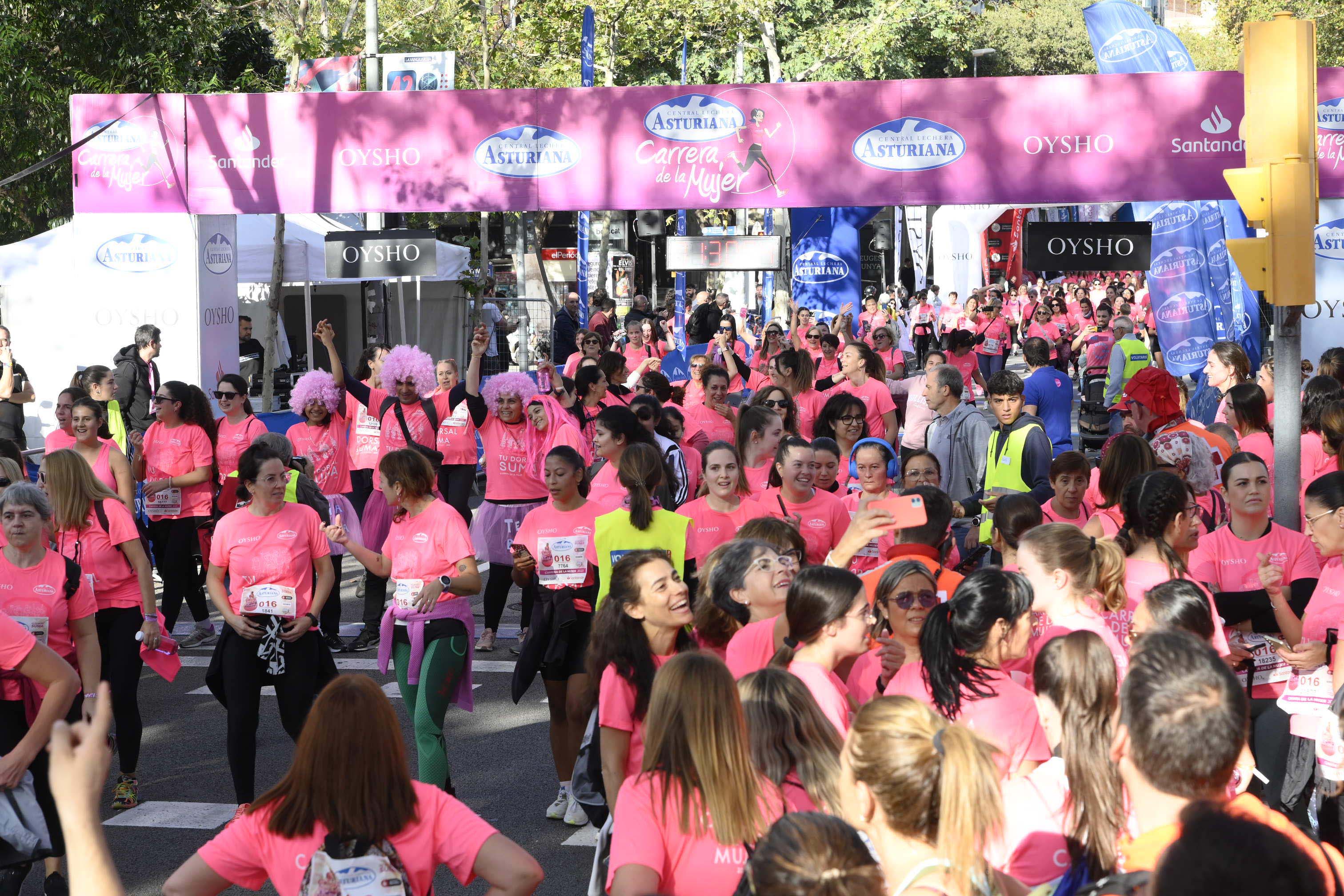 Las mejores fotos de la Carrera de la Mujer de Barcelona 2023. 5705