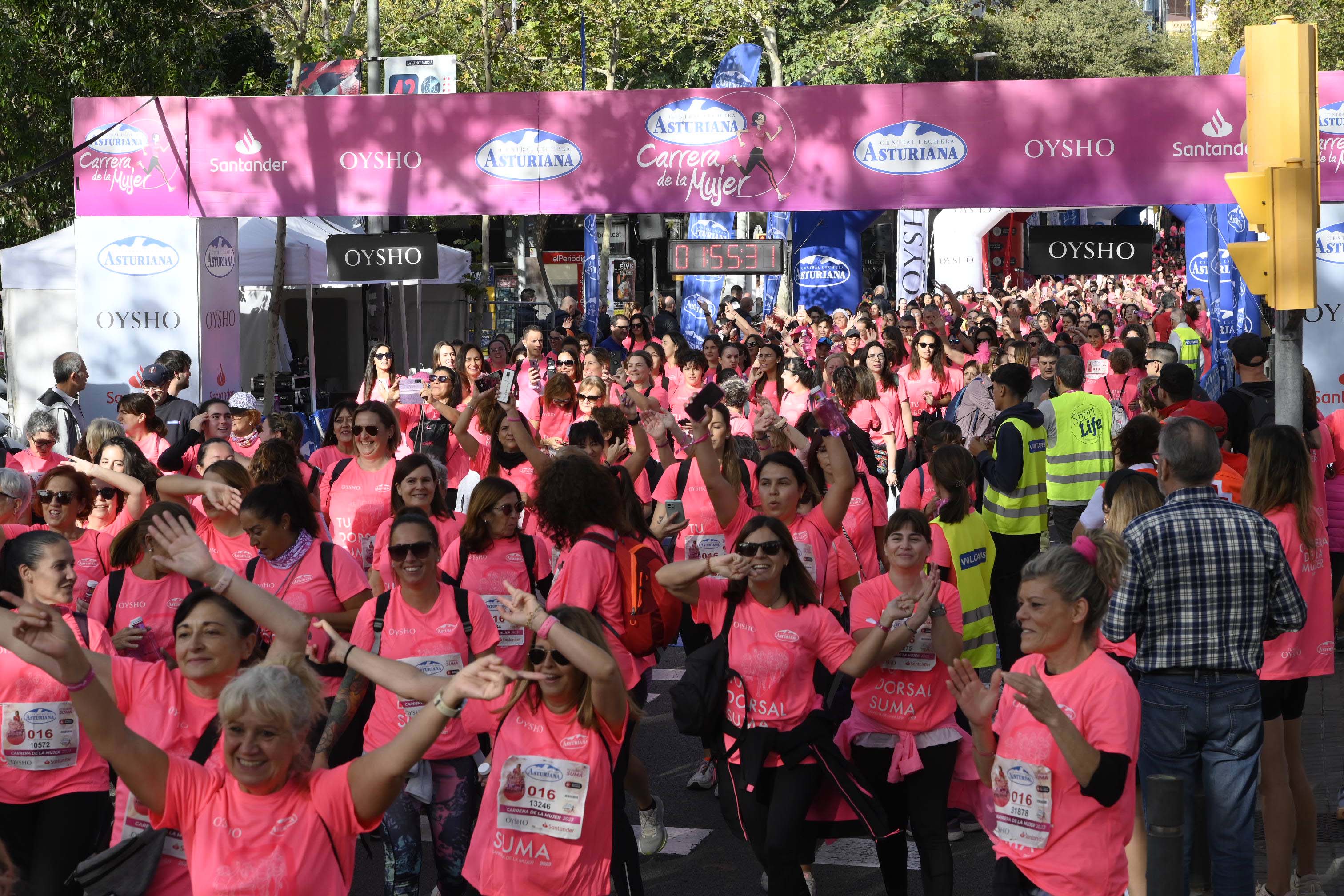 Las mejores fotos de la Carrera de la Mujer de Barcelona 2023. 6449