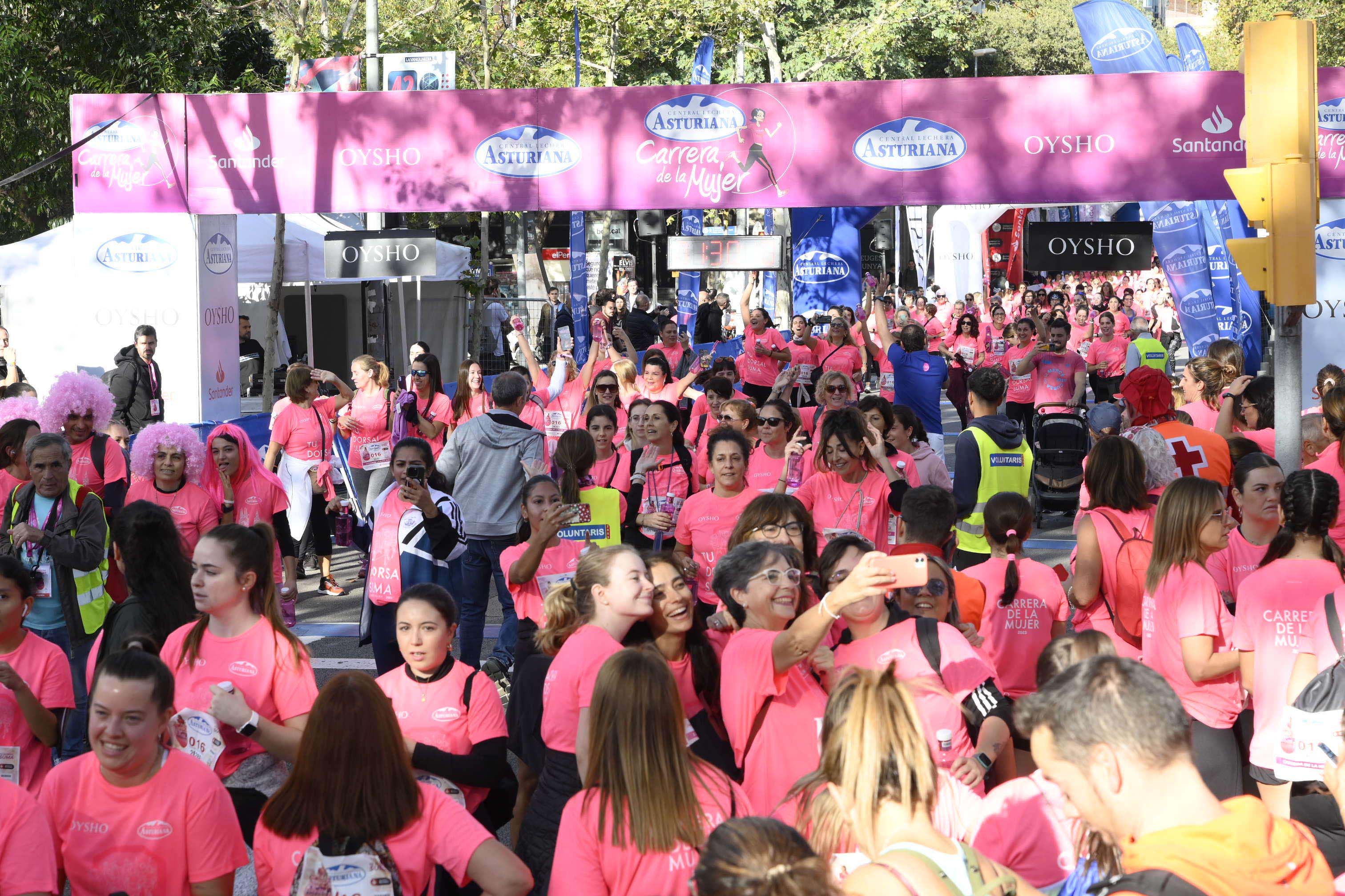 Las mejores fotos de la Carrera de la Mujer de Barcelona 2023. 5708
