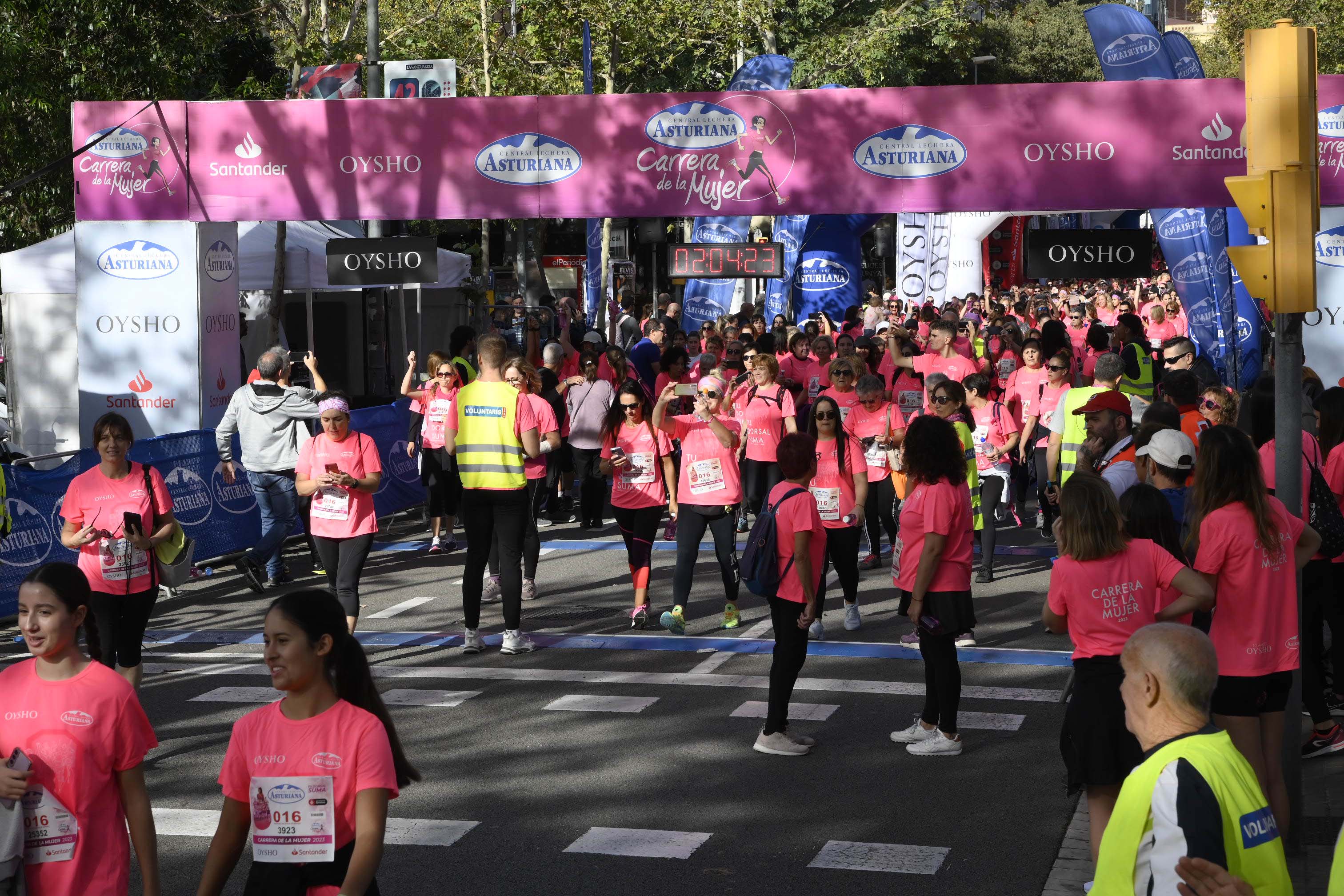 Las mejores fotos de la Carrera de la Mujer de Barcelona 2023. 6701