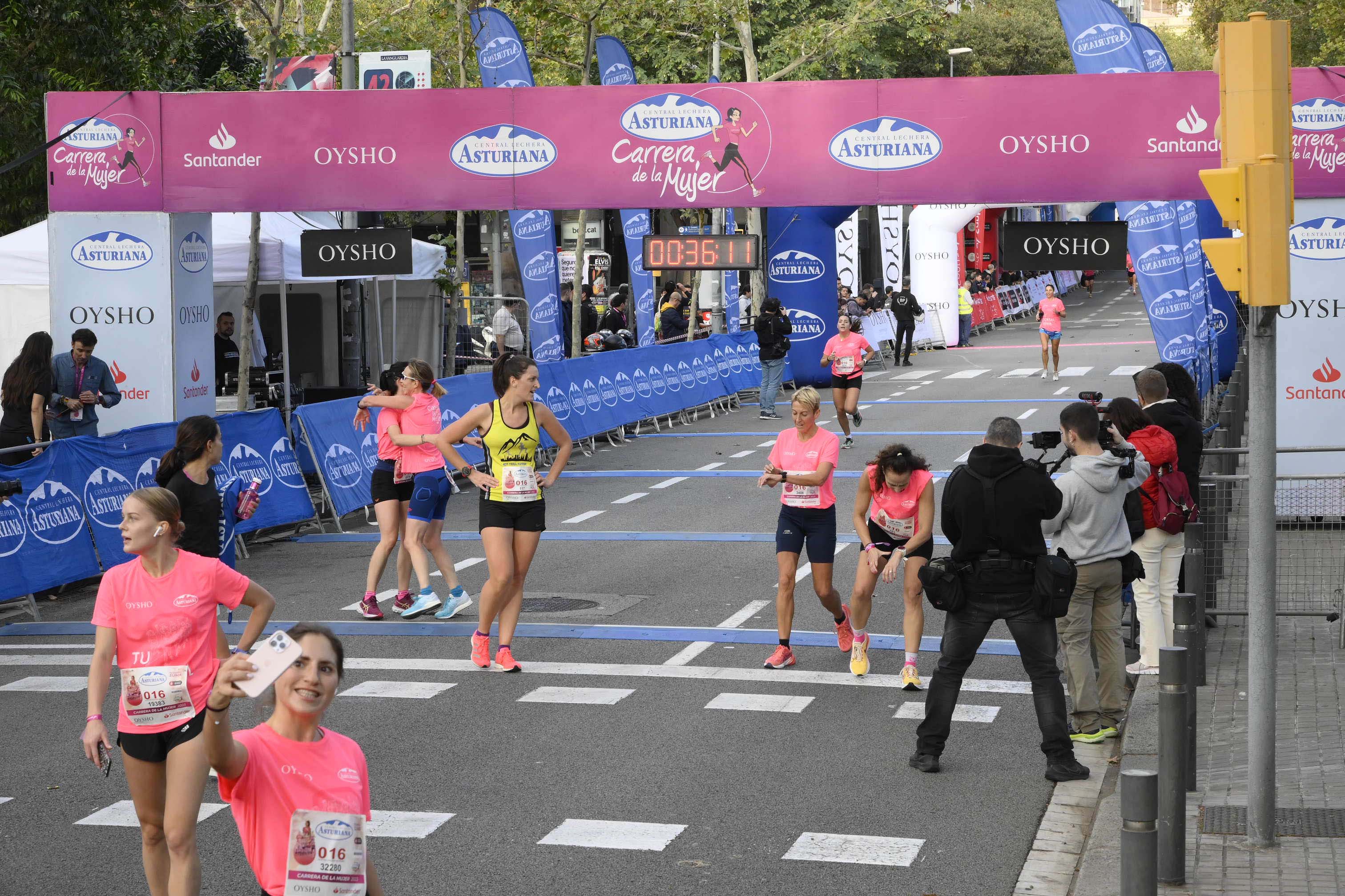 Las mejores fotos de la Carrera de la Mujer de Barcelona 2023. 4174