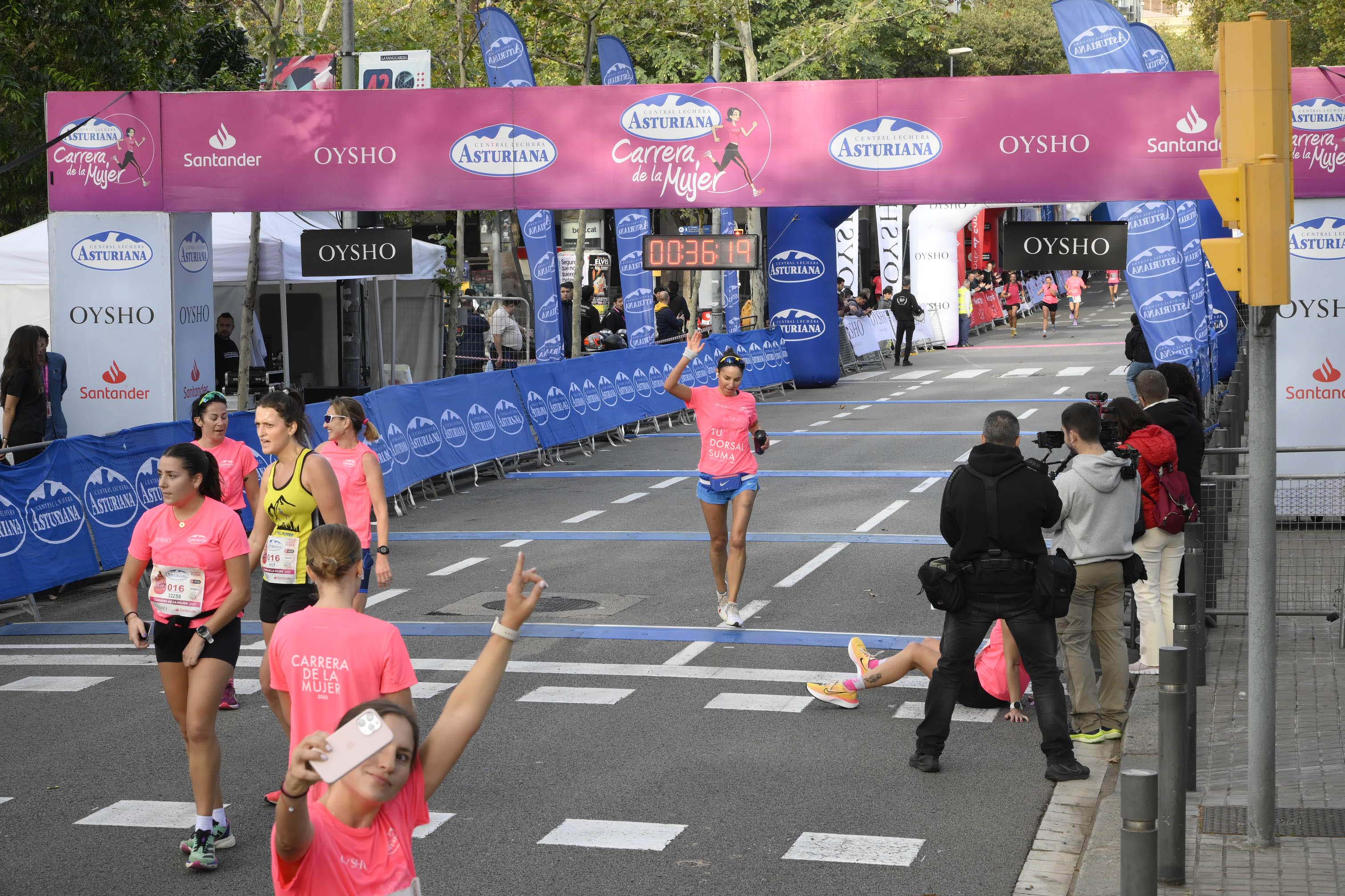 Las mejores fotos de la Carrera de la Mujer de Barcelona 2023. 4178