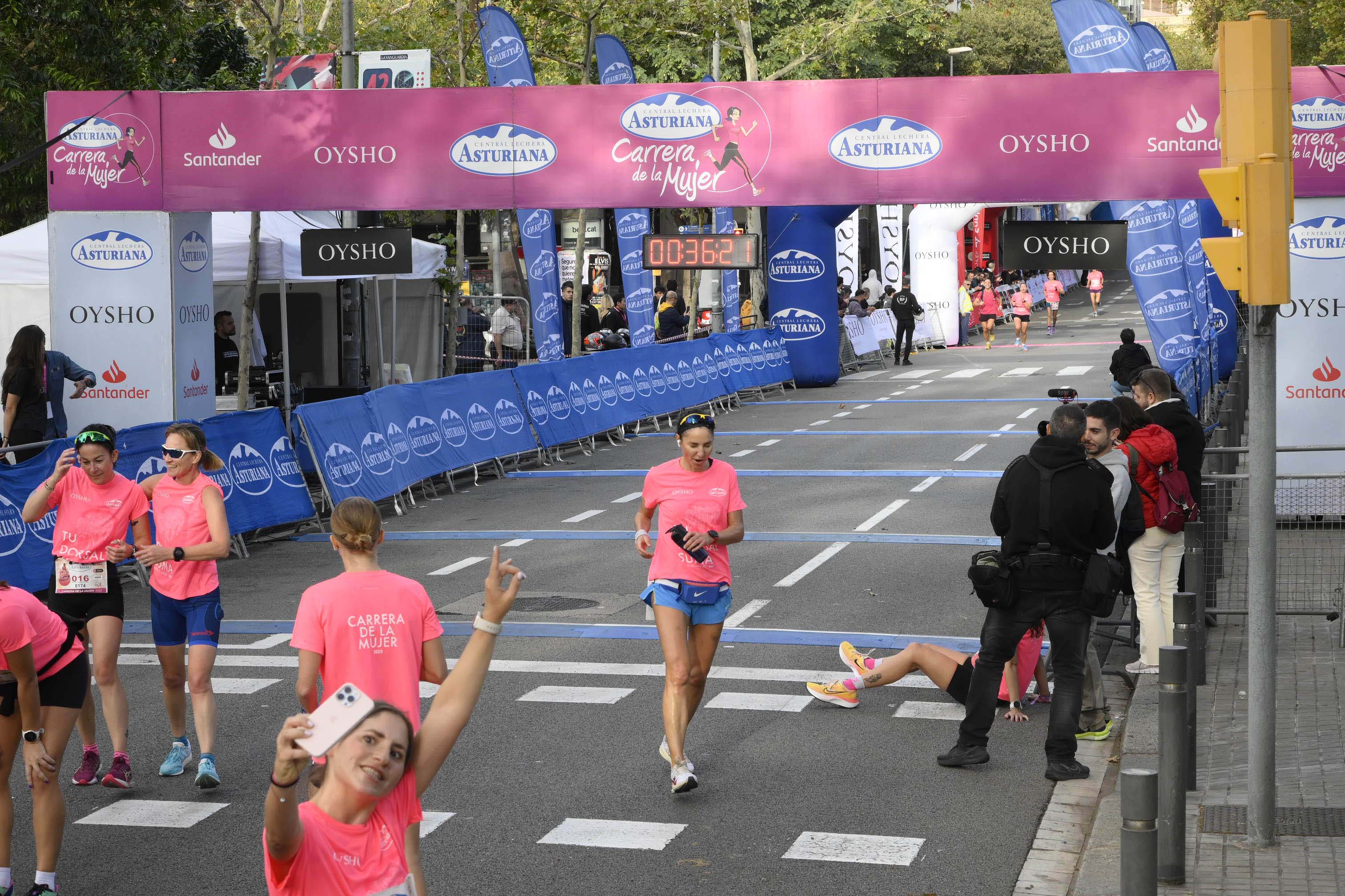 Las mejores fotos de la Carrera de la Mujer de Barcelona 2023. 4179