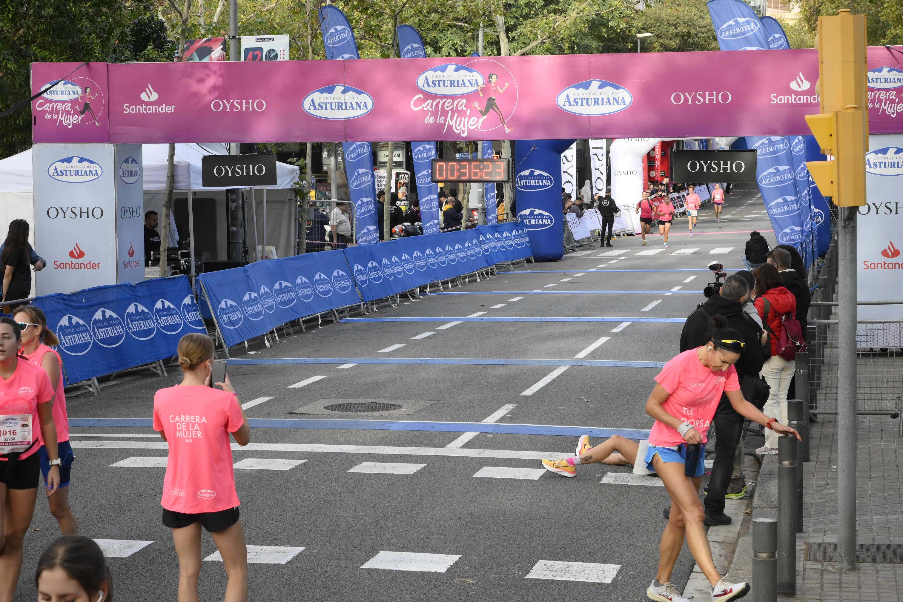 Las mejores fotos de la Carrera de la Mujer de Barcelona 2023. 4180