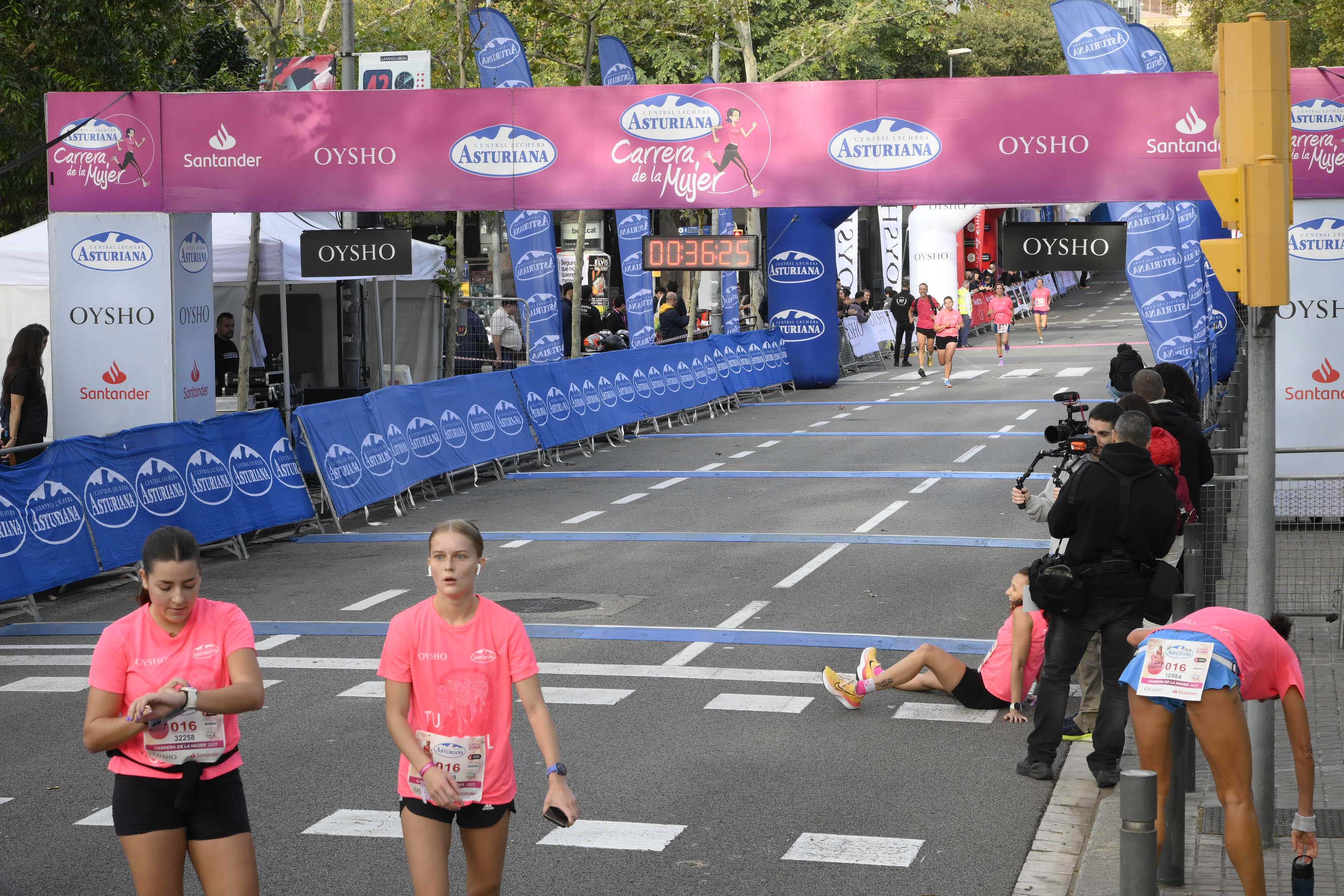 Las mejores fotos de la Carrera de la Mujer de Barcelona 2023. 4181