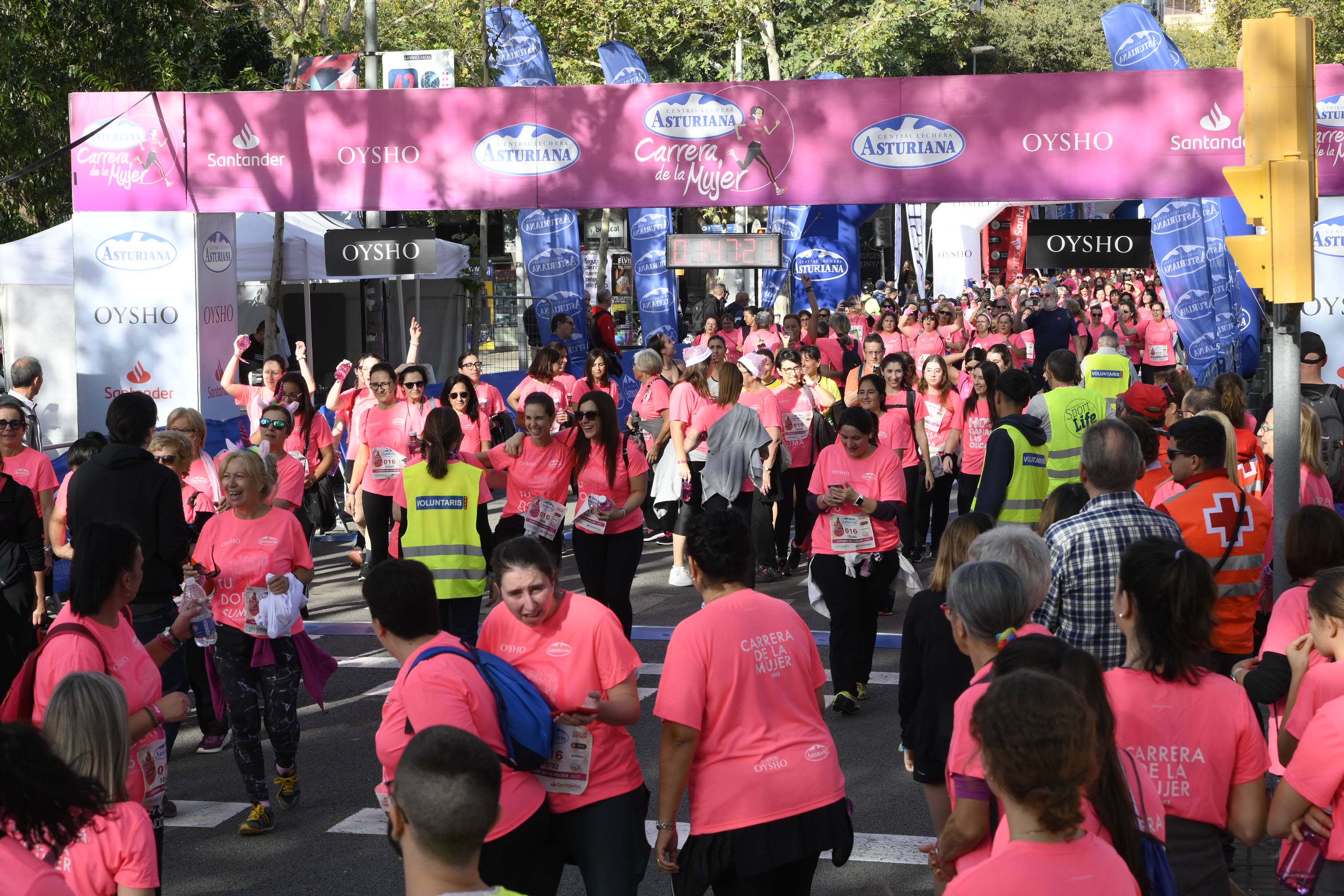Las mejores fotos de la Carrera de la Mujer de Barcelona 2023. 6213
