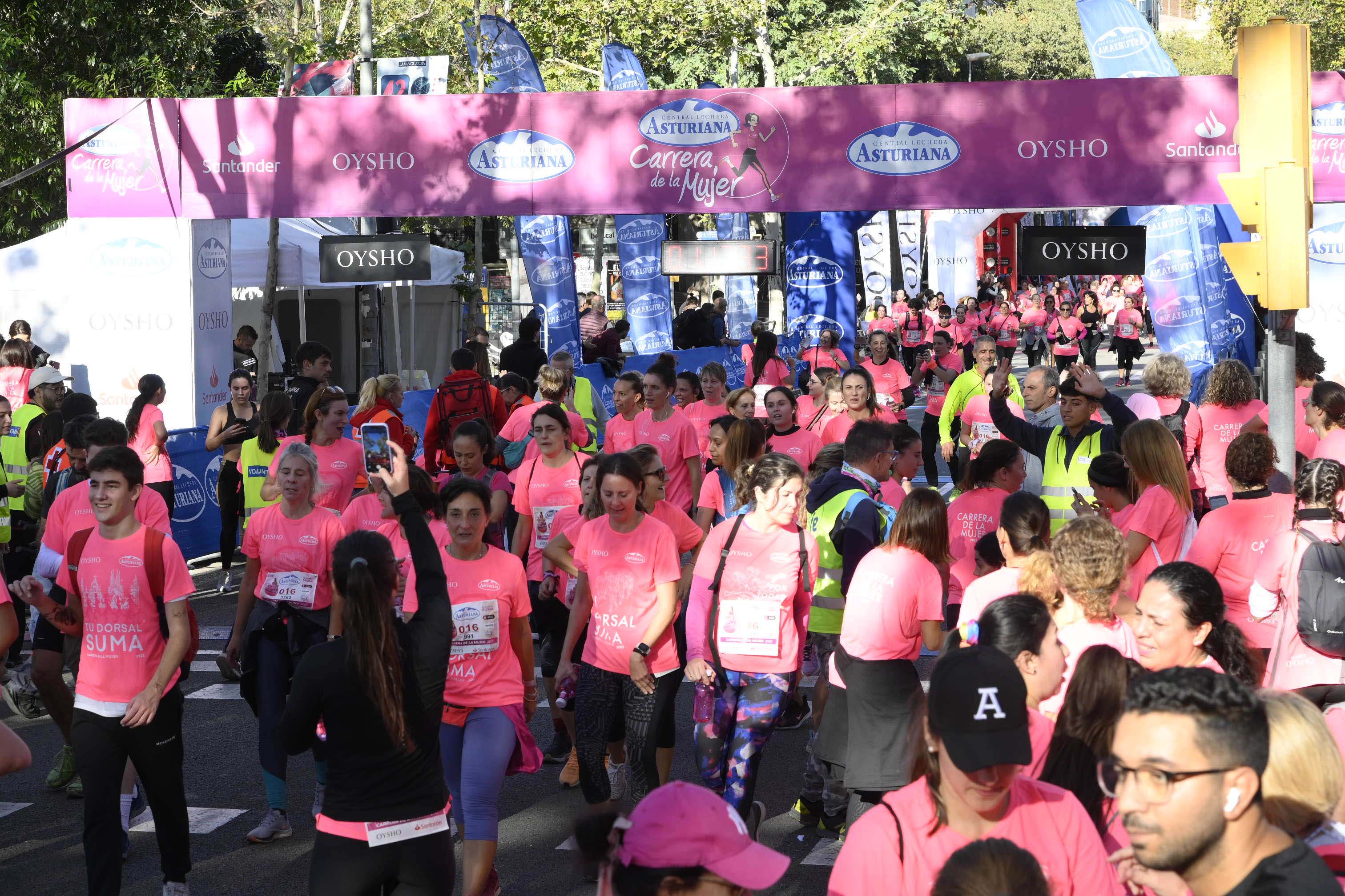 Las mejores fotos de la Carrera de la Mujer de Barcelona 2023. 5359