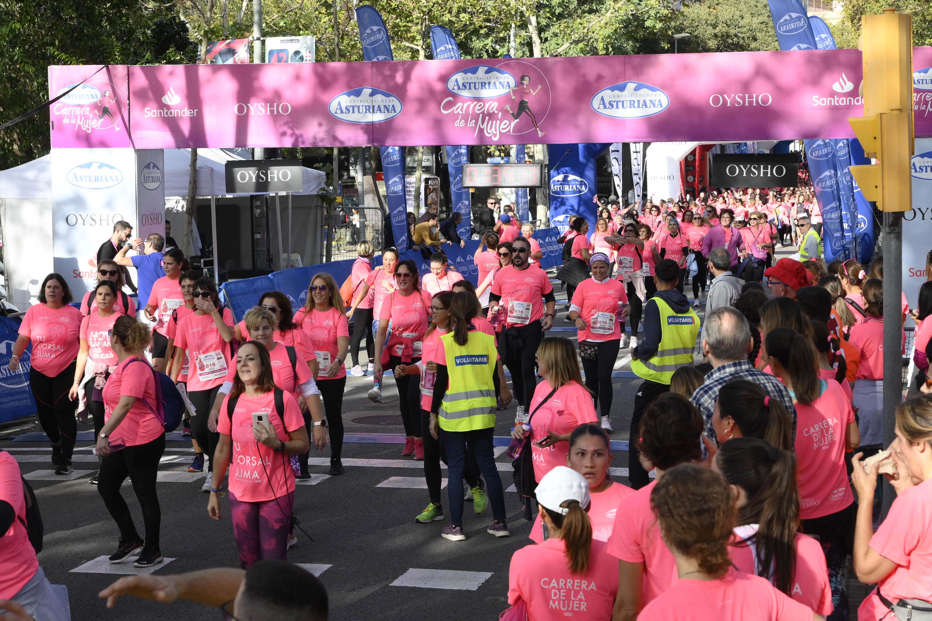 Las mejores fotos de la Carrera de la Mujer de Barcelona 2023. 5969