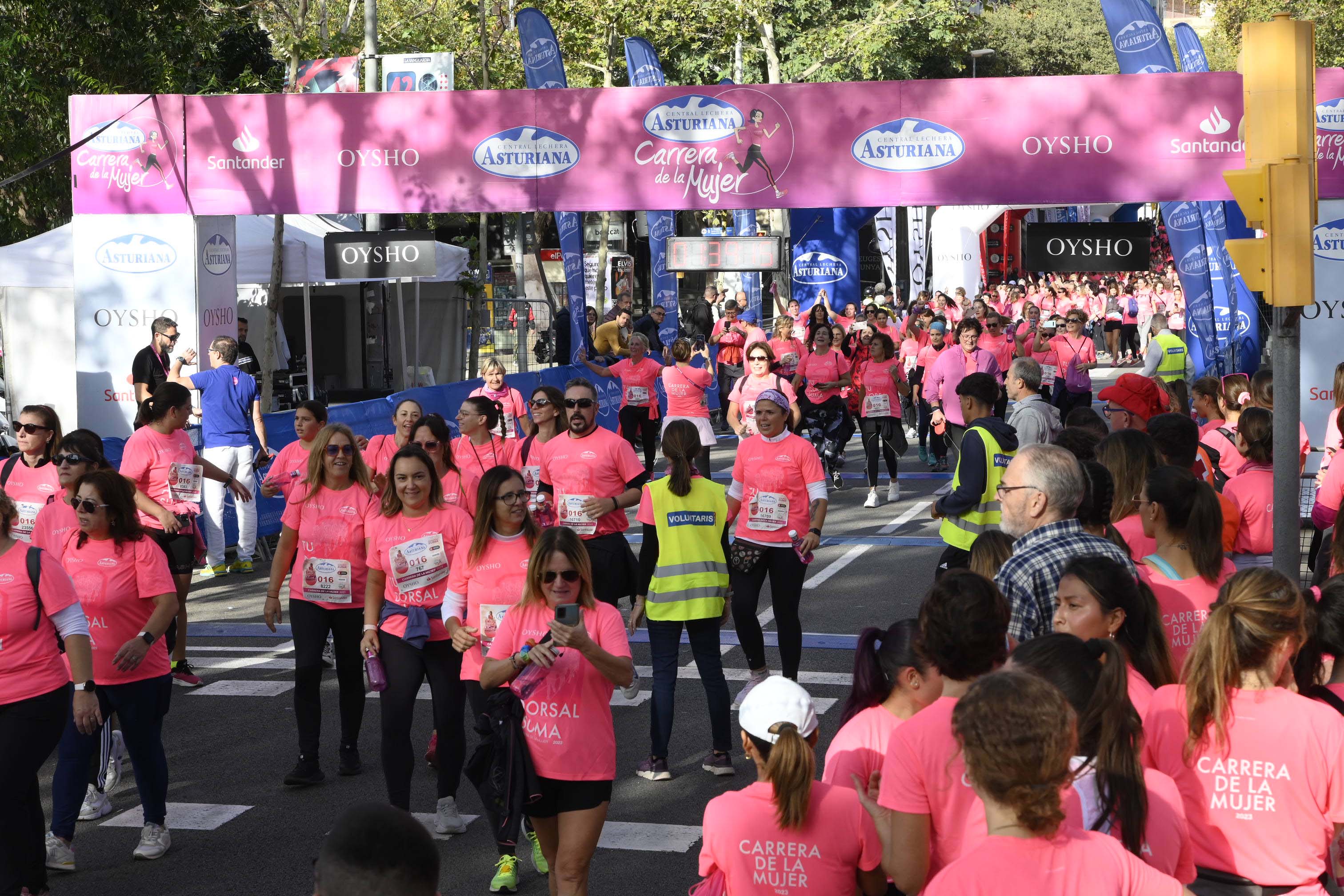 Las mejores fotos de la Carrera de la Mujer de Barcelona 2023. 5970