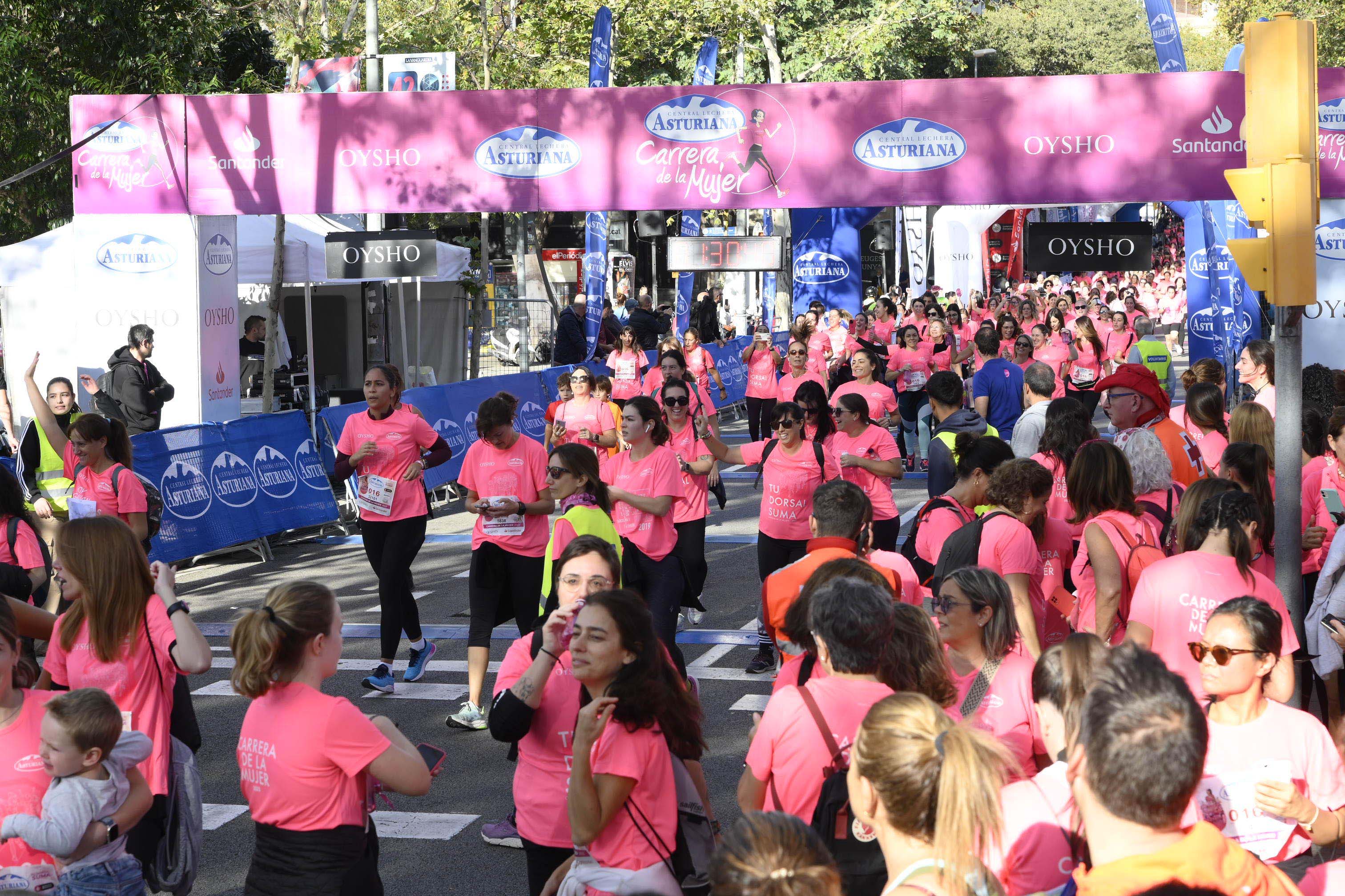 Las mejores fotos de la Carrera de la Mujer de Barcelona 2023. 5723