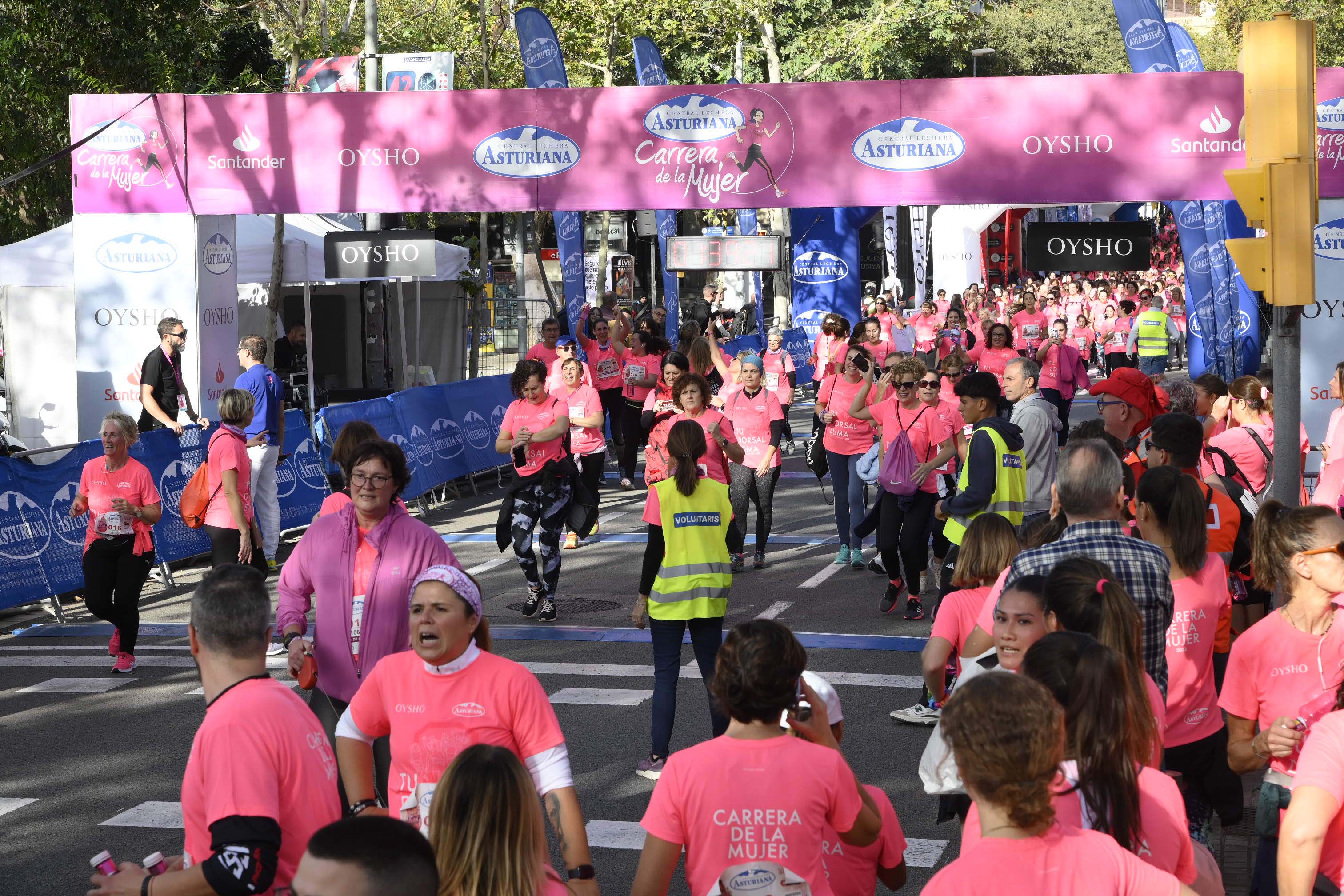 Las mejores fotos de la Carrera de la Mujer de Barcelona 2023. 5973