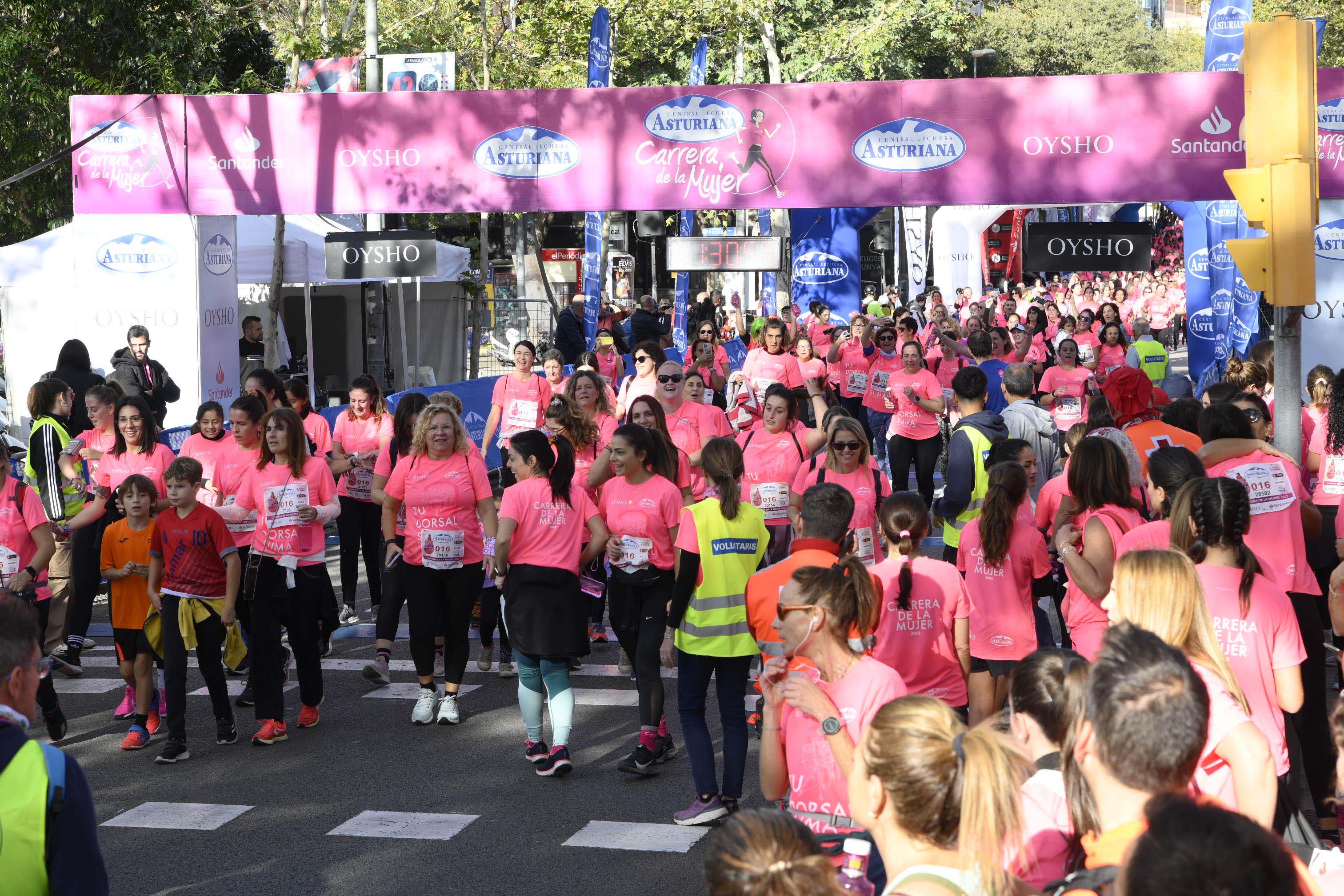 Las mejores fotos de la Carrera de la Mujer de Barcelona 2023. 5728