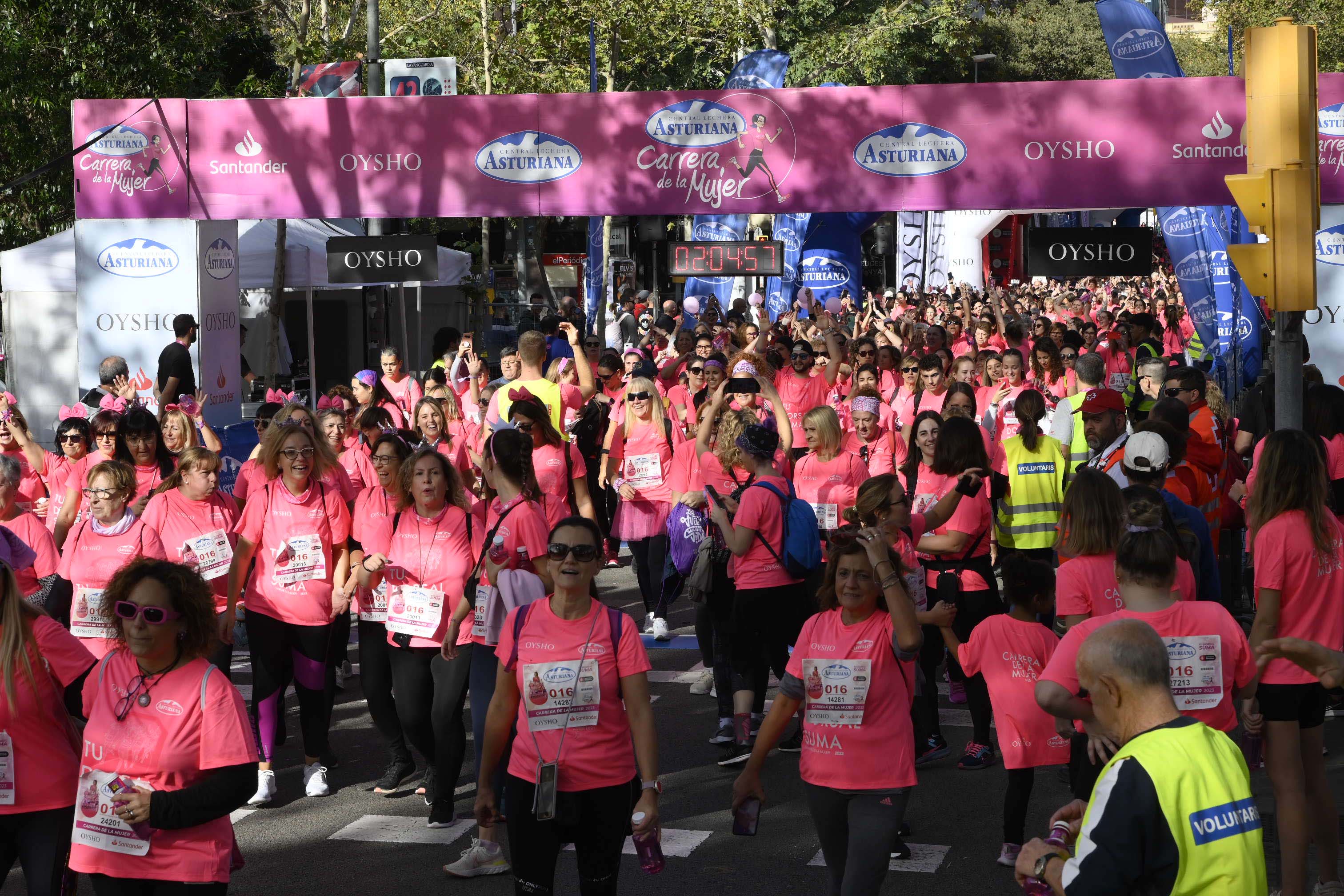 Las mejores fotos de la Carrera de la Mujer de Barcelona 2023. 6718