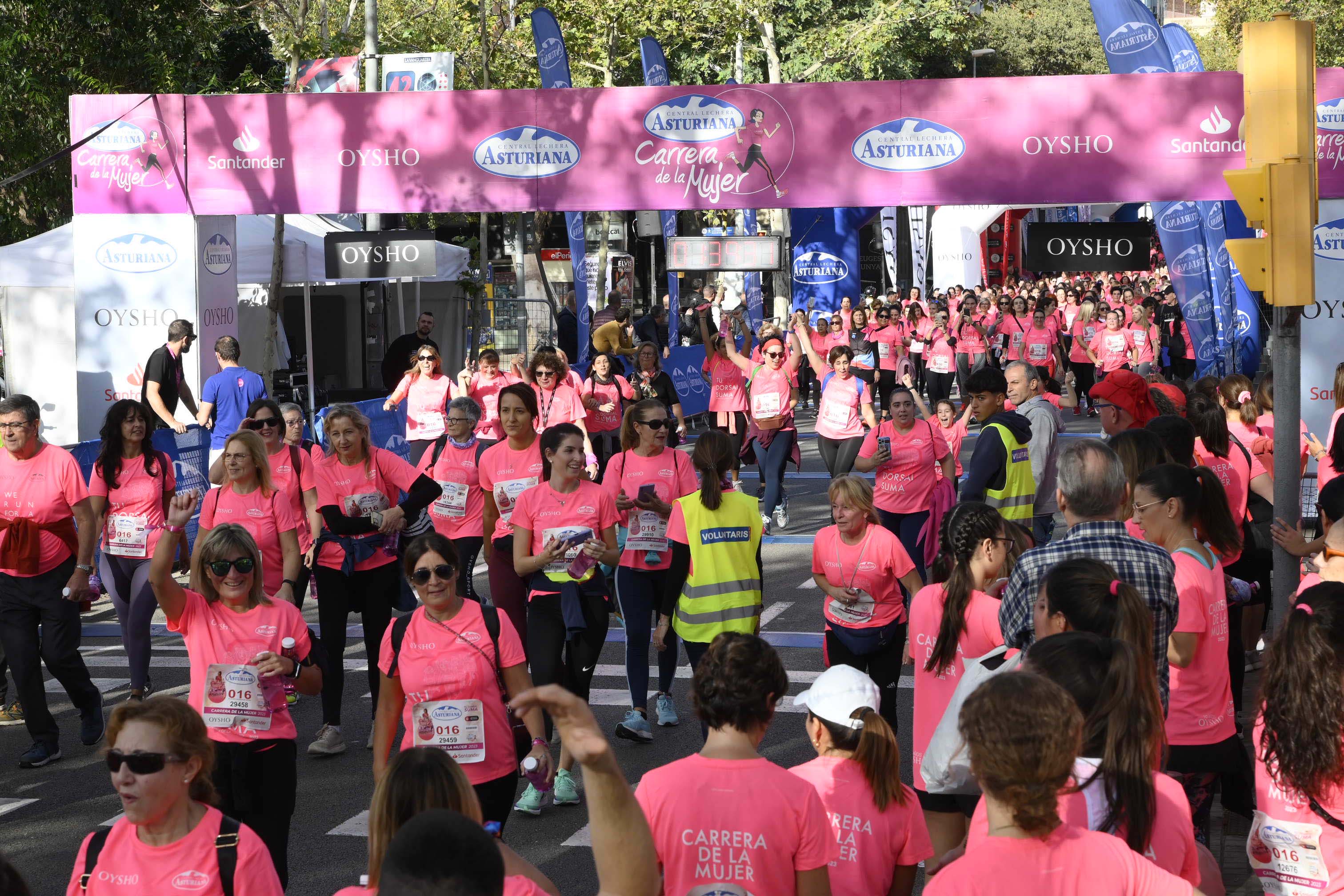 Las mejores fotos de la Carrera de la Mujer de Barcelona 2023. 5978