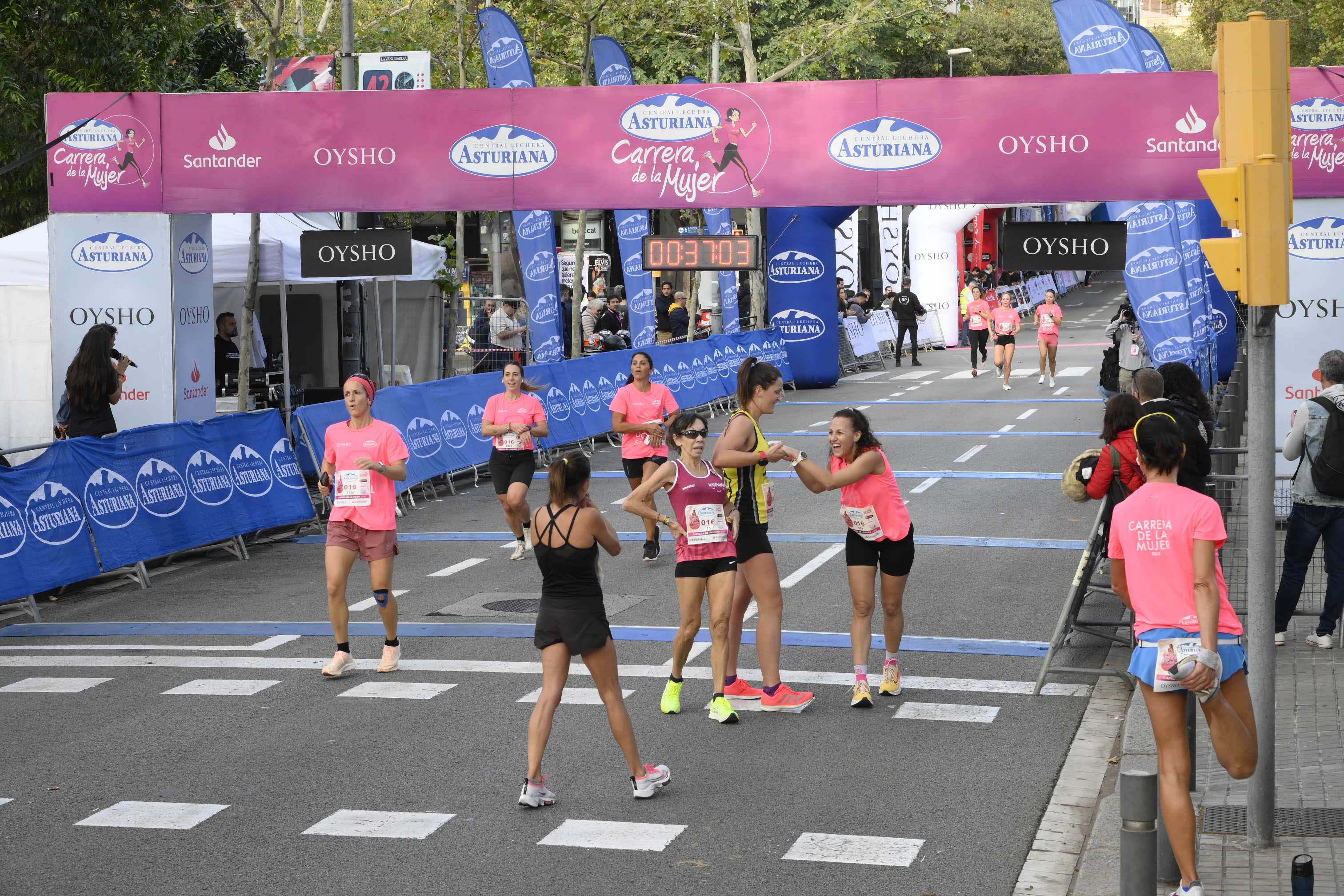 Las mejores fotos de la Carrera de la Mujer de Barcelona 2023. 4193