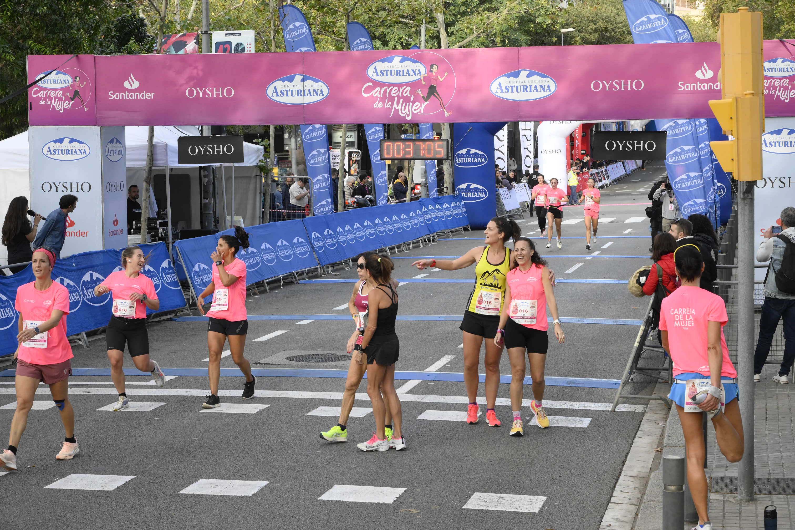 Las mejores fotos de la Carrera de la Mujer de Barcelona 2023. 4194