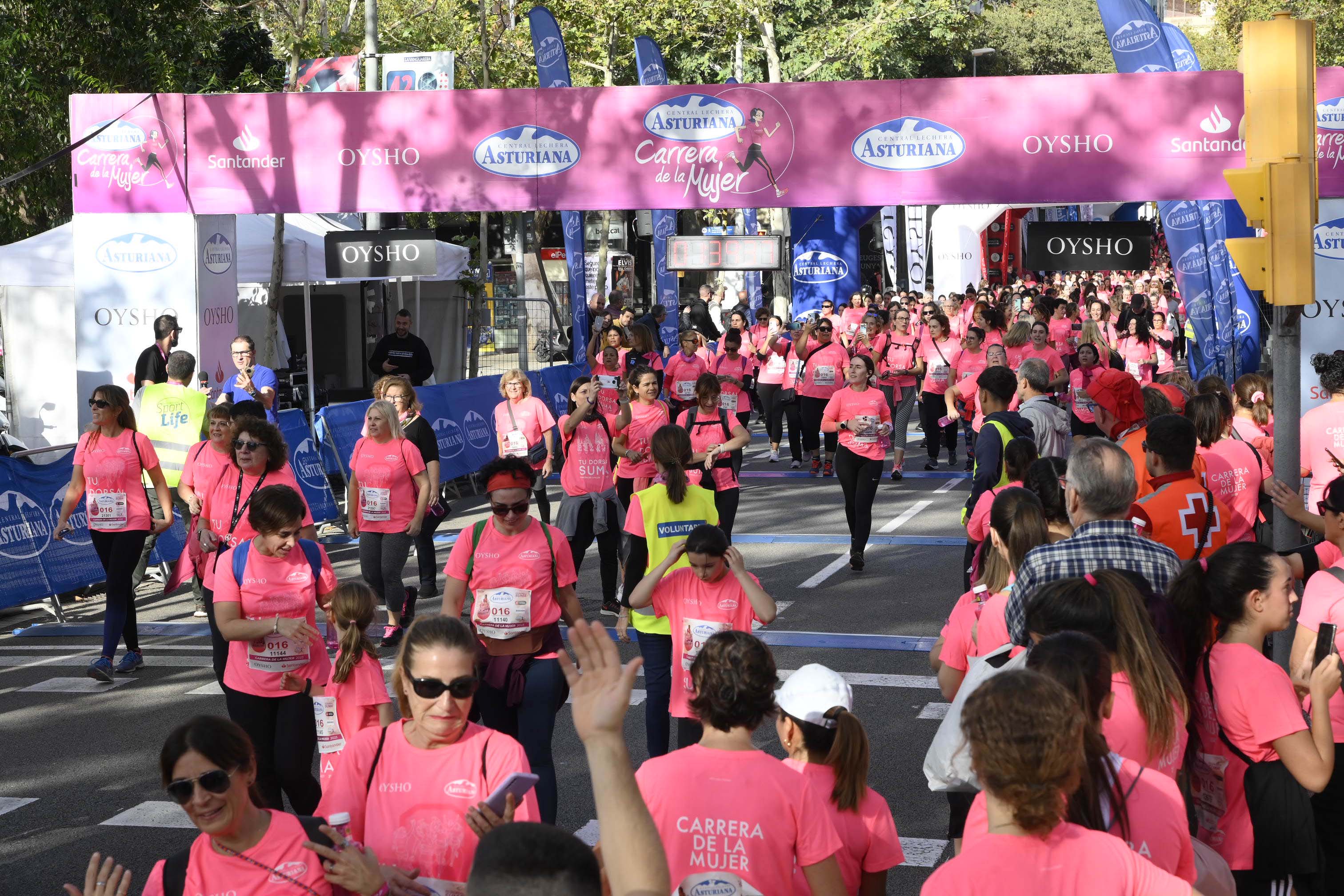 Las mejores fotos de la Carrera de la Mujer de Barcelona 2023. 5981