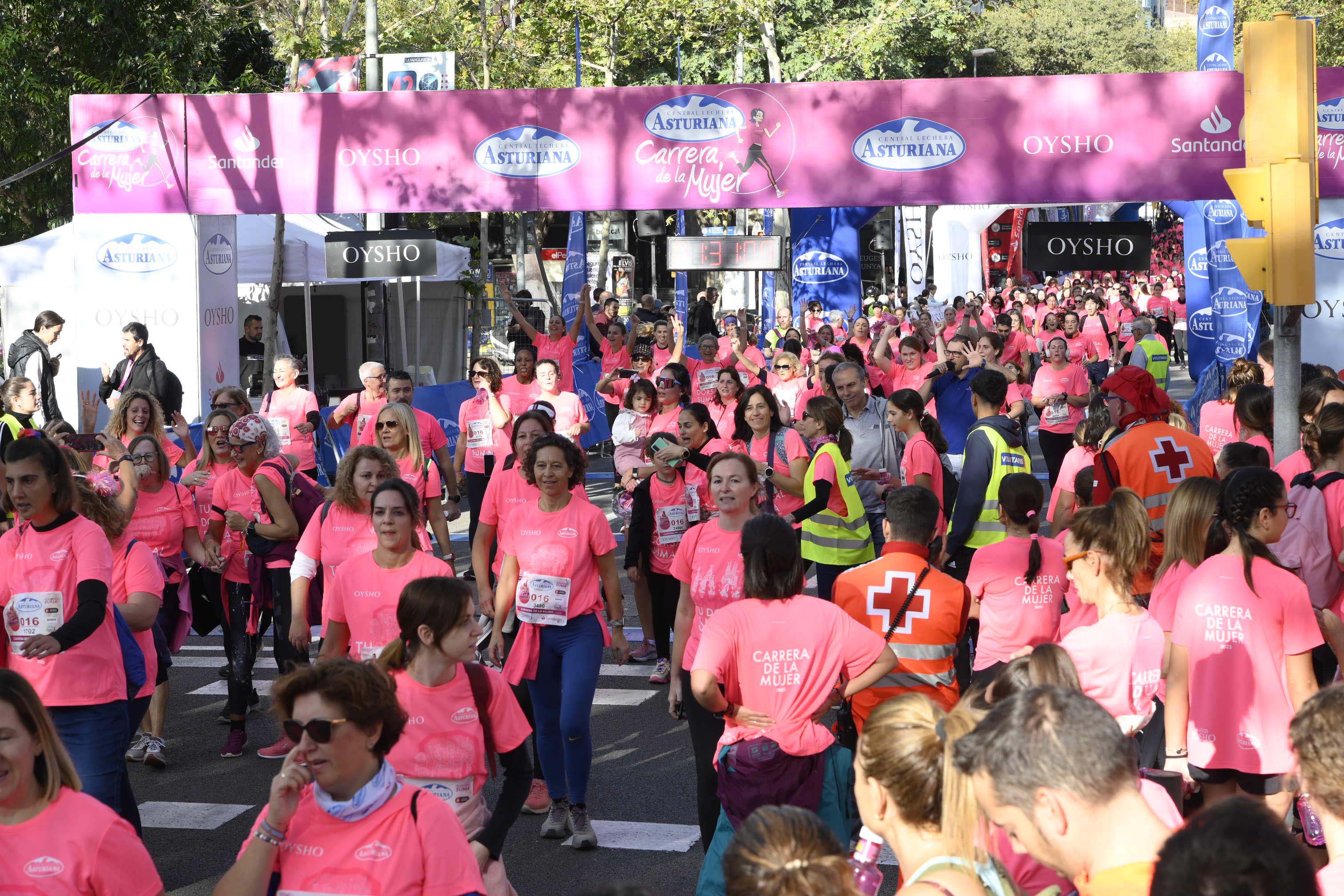 Las mejores fotos de la Carrera de la Mujer de Barcelona 2023. 5737