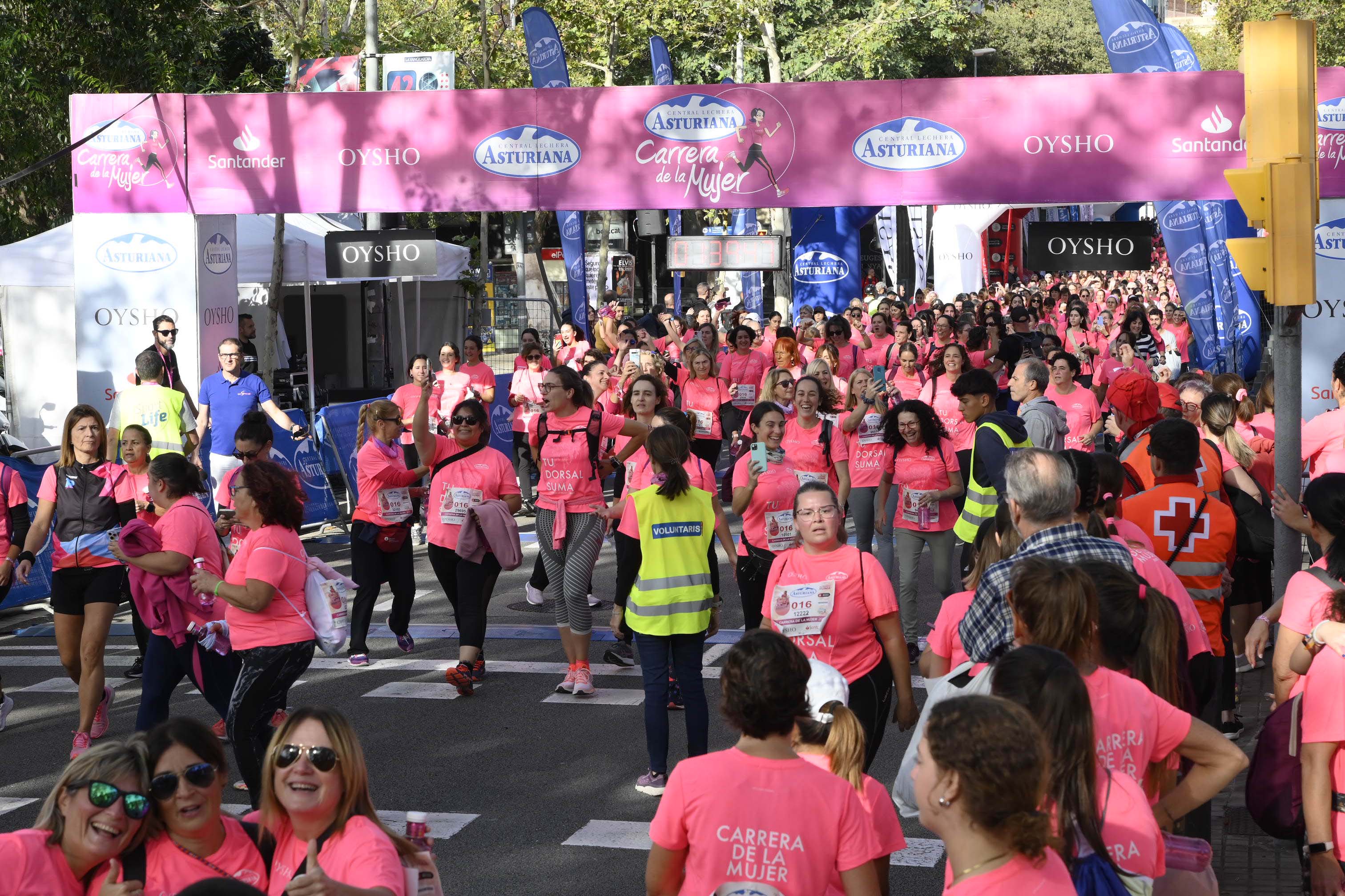 Las mejores fotos de la Carrera de la Mujer de Barcelona 2023. 5986