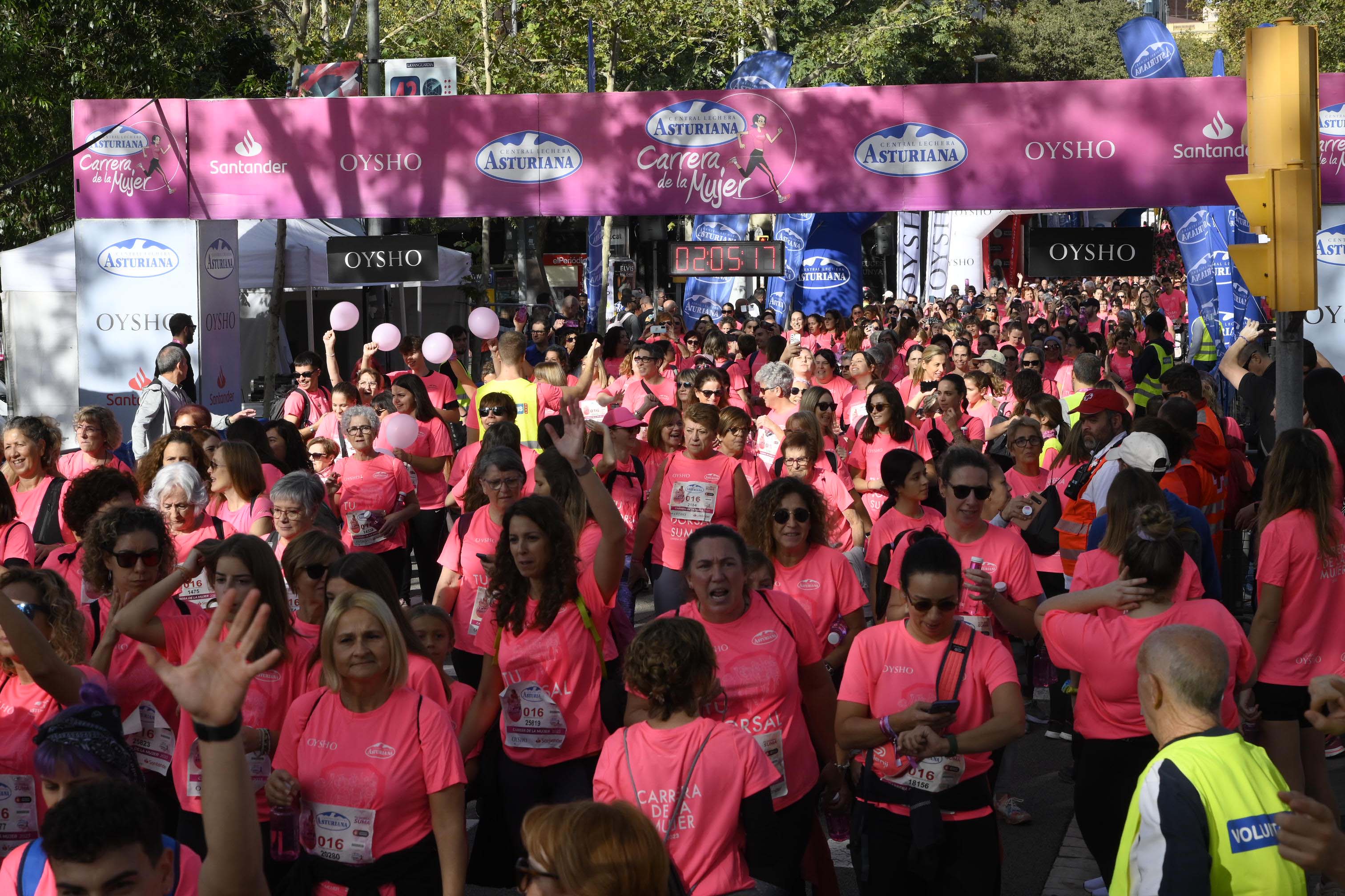 Las mejores fotos de la Carrera de la Mujer de Barcelona 2023. 6728