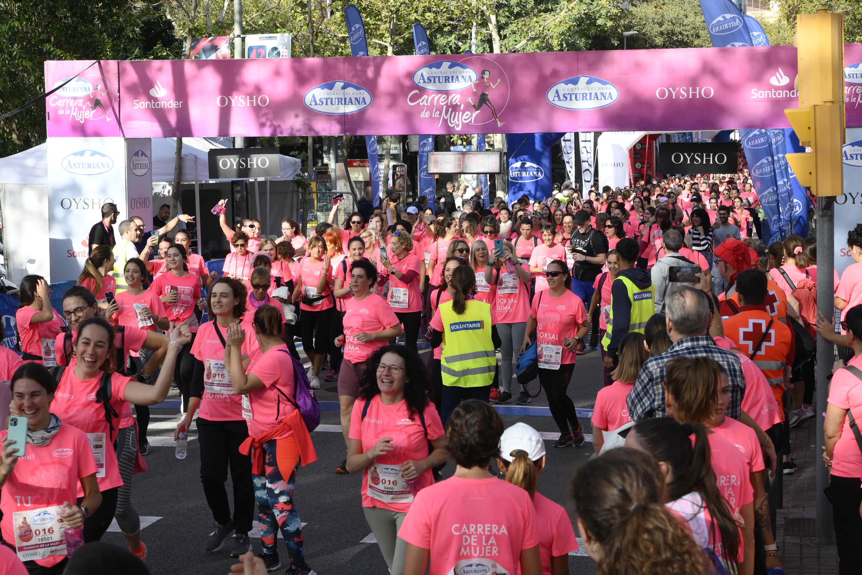 Las mejores fotos de la Carrera de la Mujer de Barcelona 2023. 5988