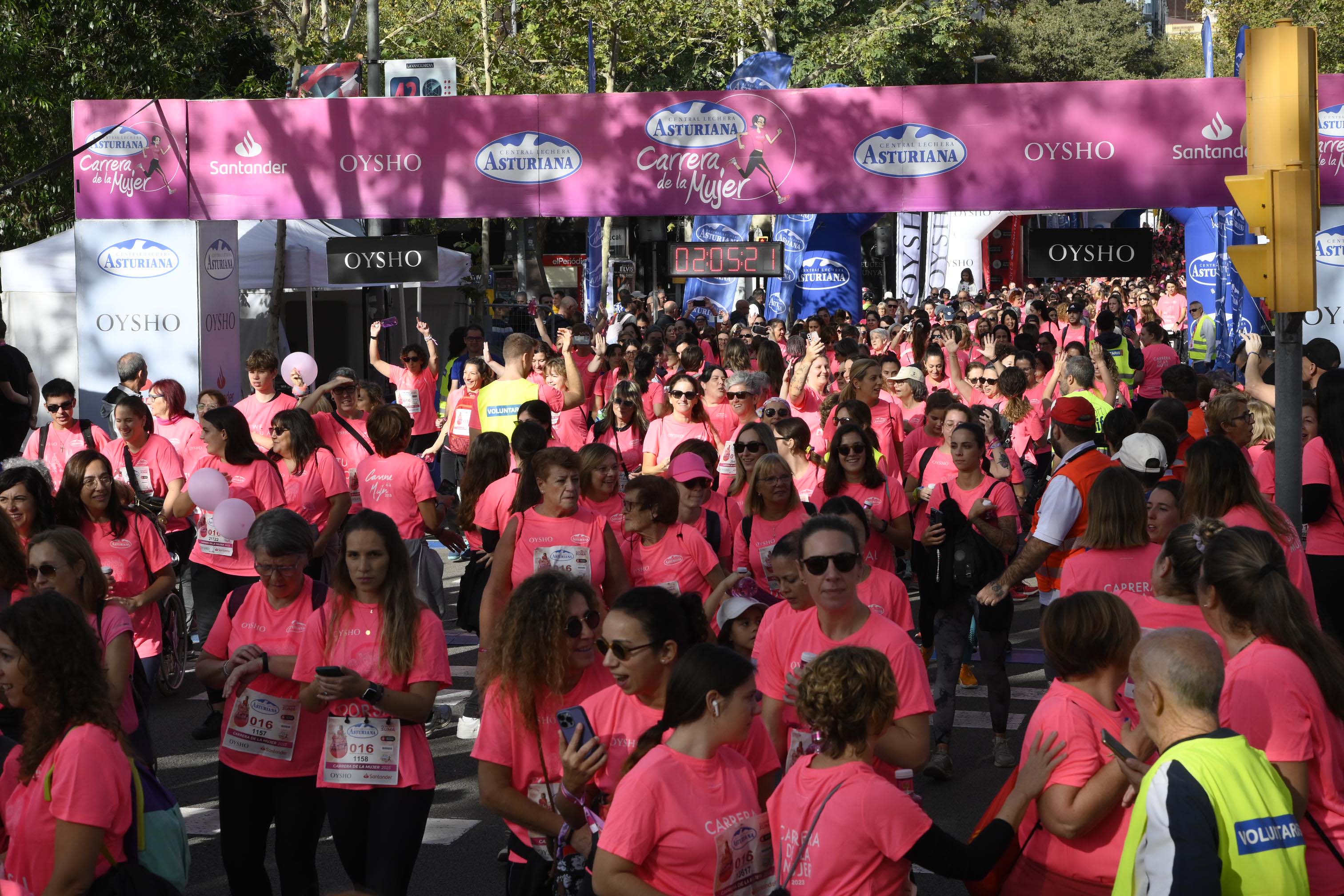 Las mejores fotos de la Carrera de la Mujer de Barcelona 2023. 6730