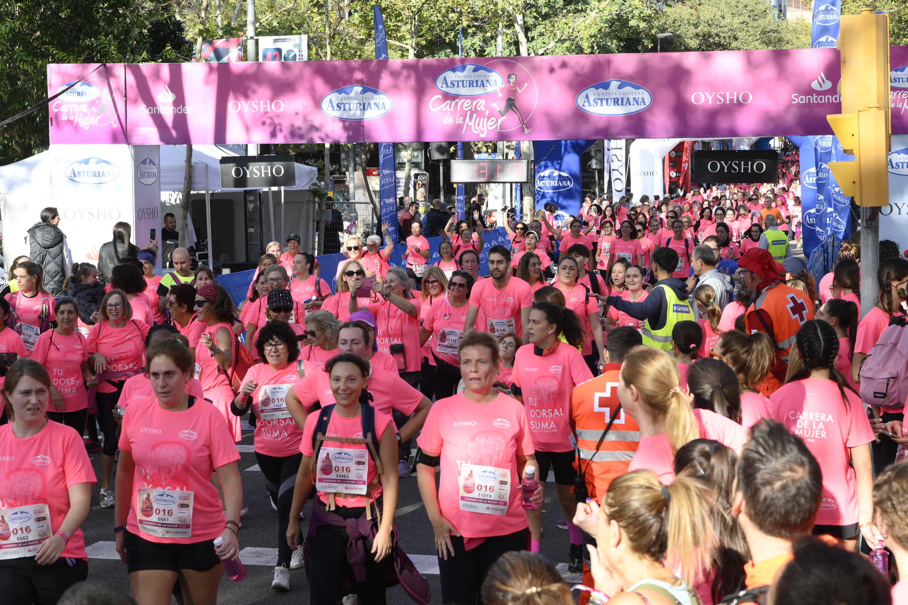 Las mejores fotos de la Carrera de la Mujer de Barcelona 2023. 5742
