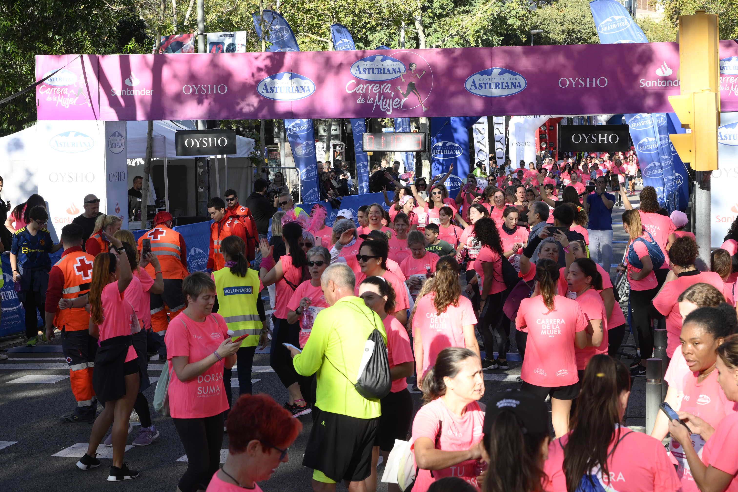 Las mejores fotos de la Carrera de la Mujer de Barcelona 2023. 5384
