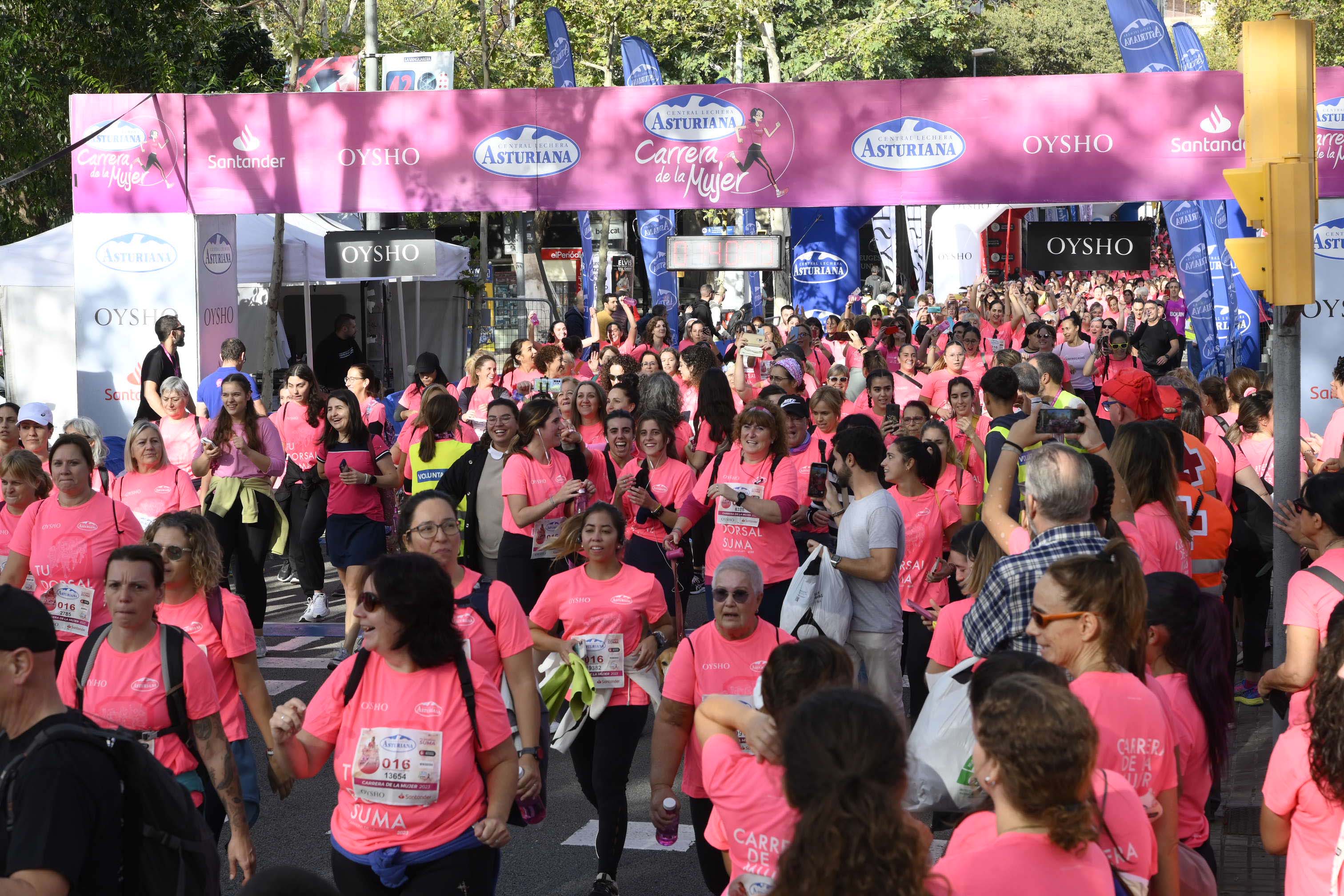 Las mejores fotos de la Carrera de la Mujer de Barcelona 2023. 5994