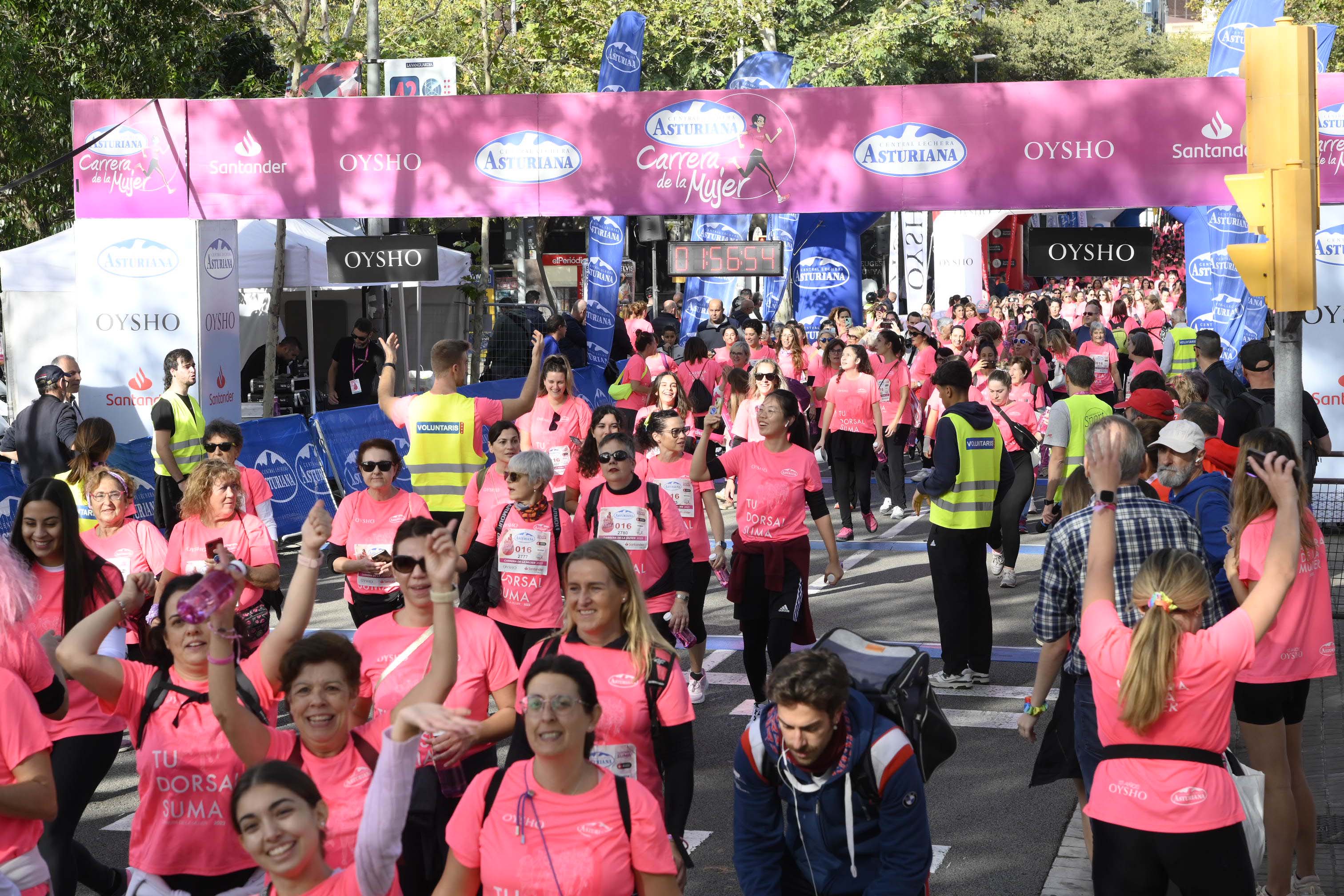 Las mejores fotos de la Carrera de la Mujer de Barcelona 2023. 6484