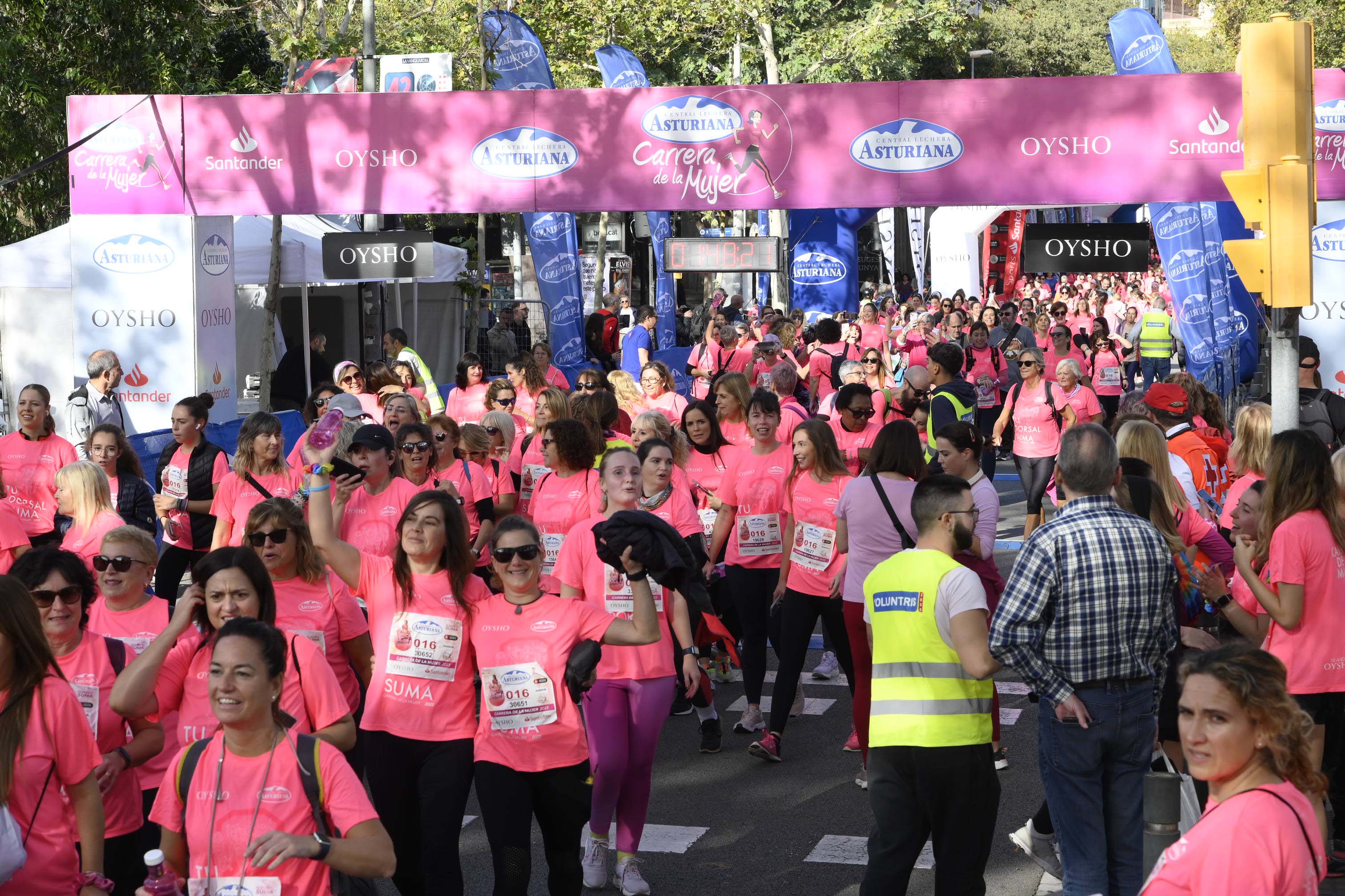 Las mejores fotos de la Carrera de la Mujer de Barcelona 2023. 6239