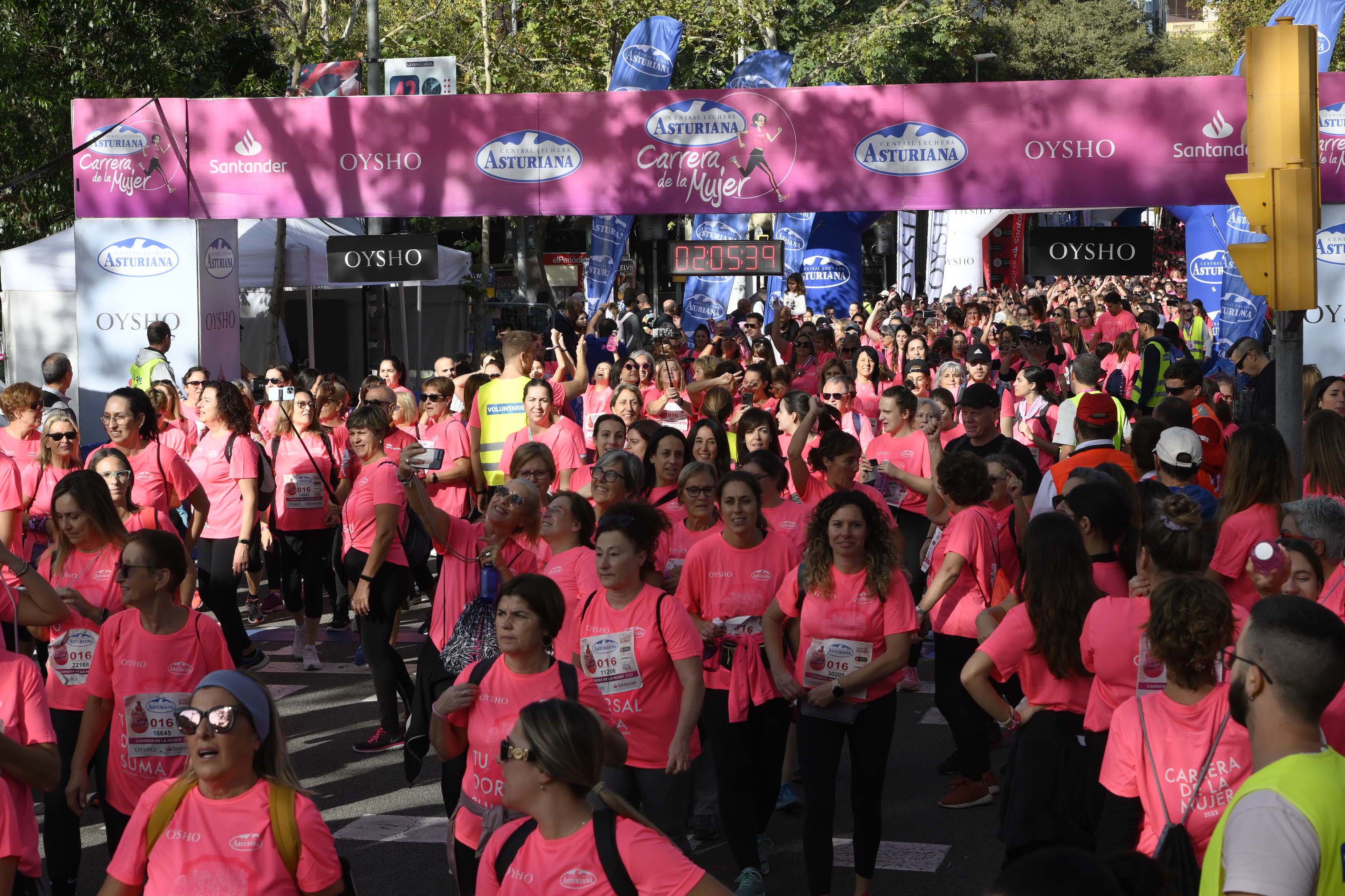 Las mejores fotos de la Carrera de la Mujer de Barcelona 2023. 6739