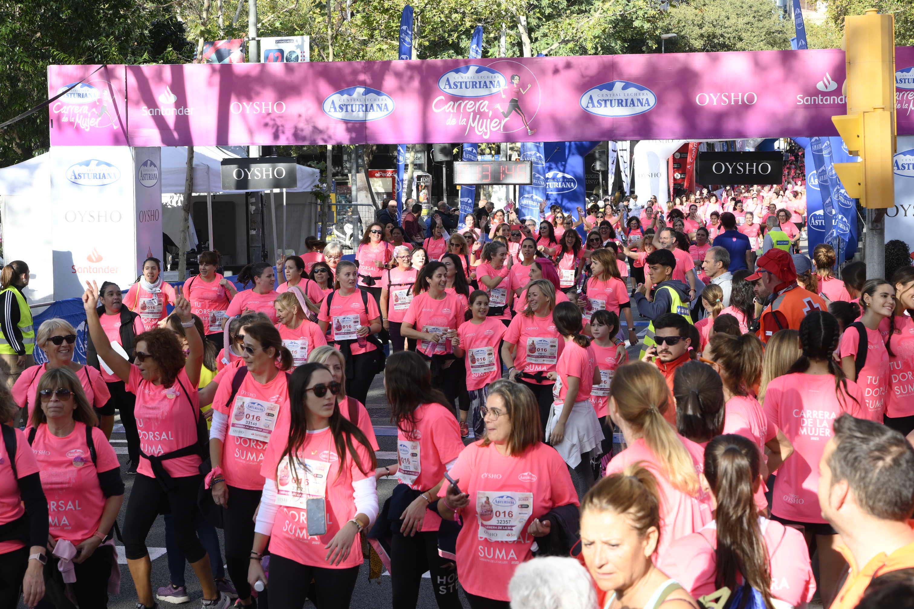Las mejores fotos de la Carrera de la Mujer de Barcelona 2023. 5756