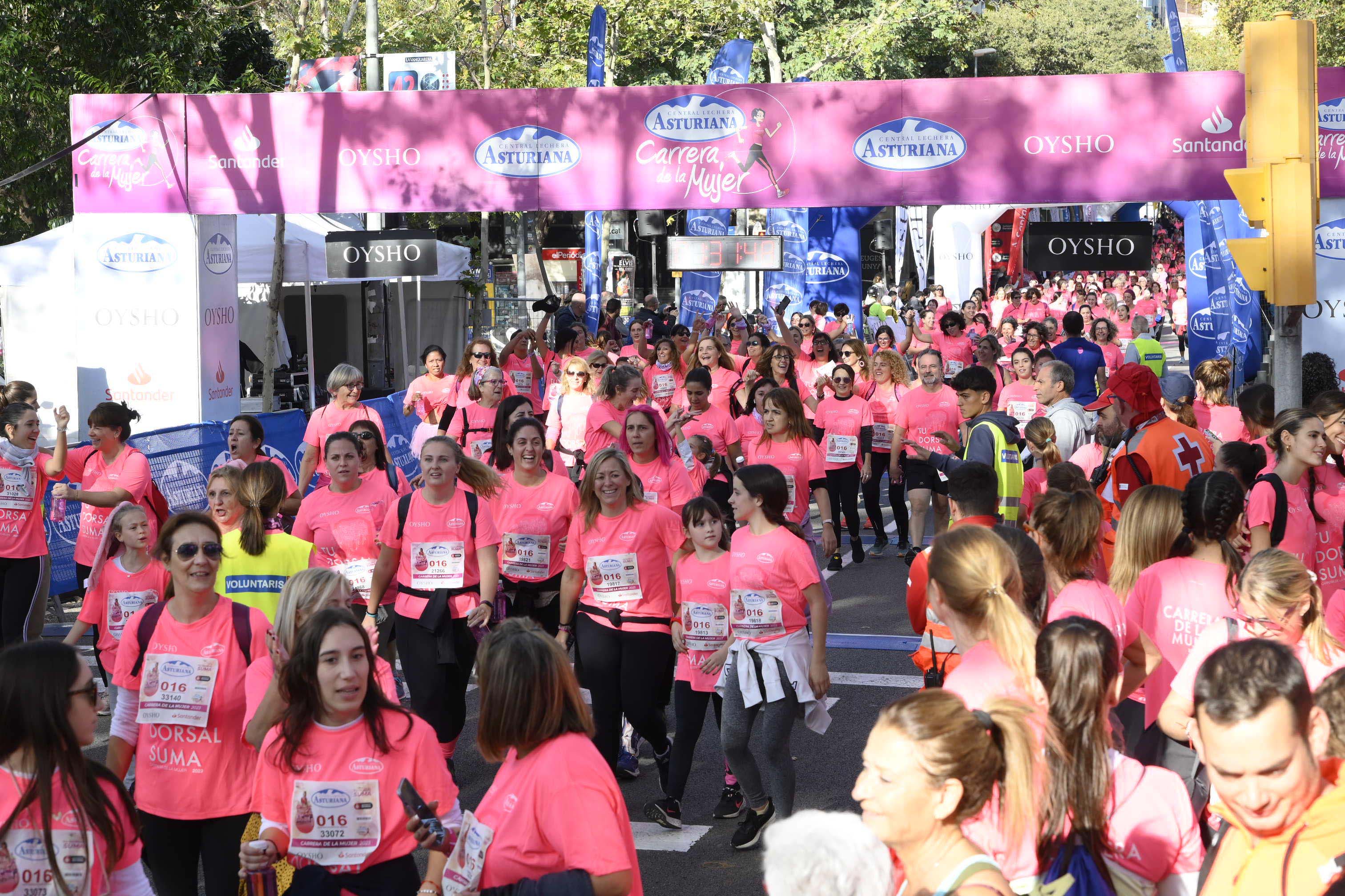 Las mejores fotos de la Carrera de la Mujer de Barcelona 2023. 5757