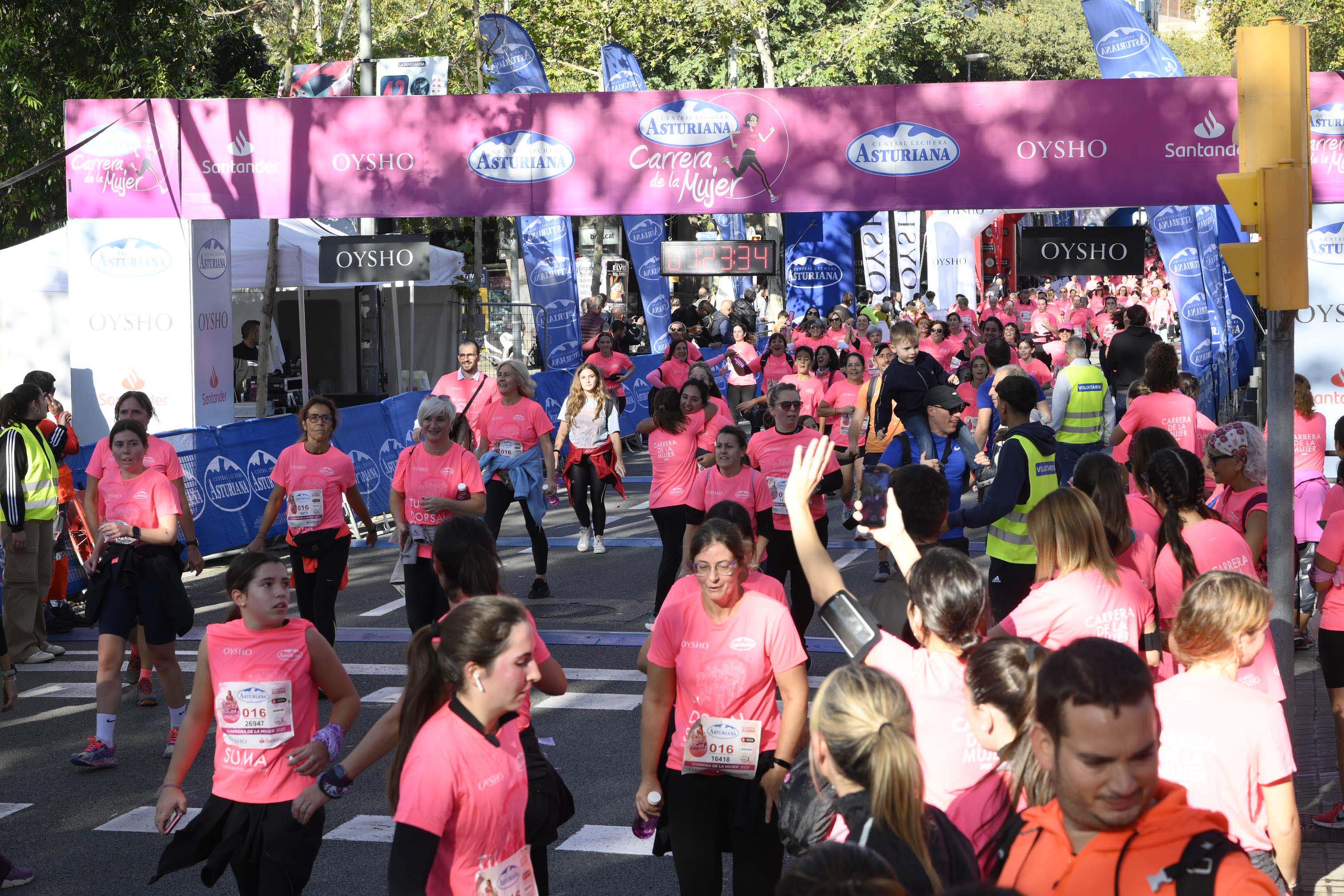 Las mejores fotos de la Carrera de la Mujer de Barcelona 2023. 5514