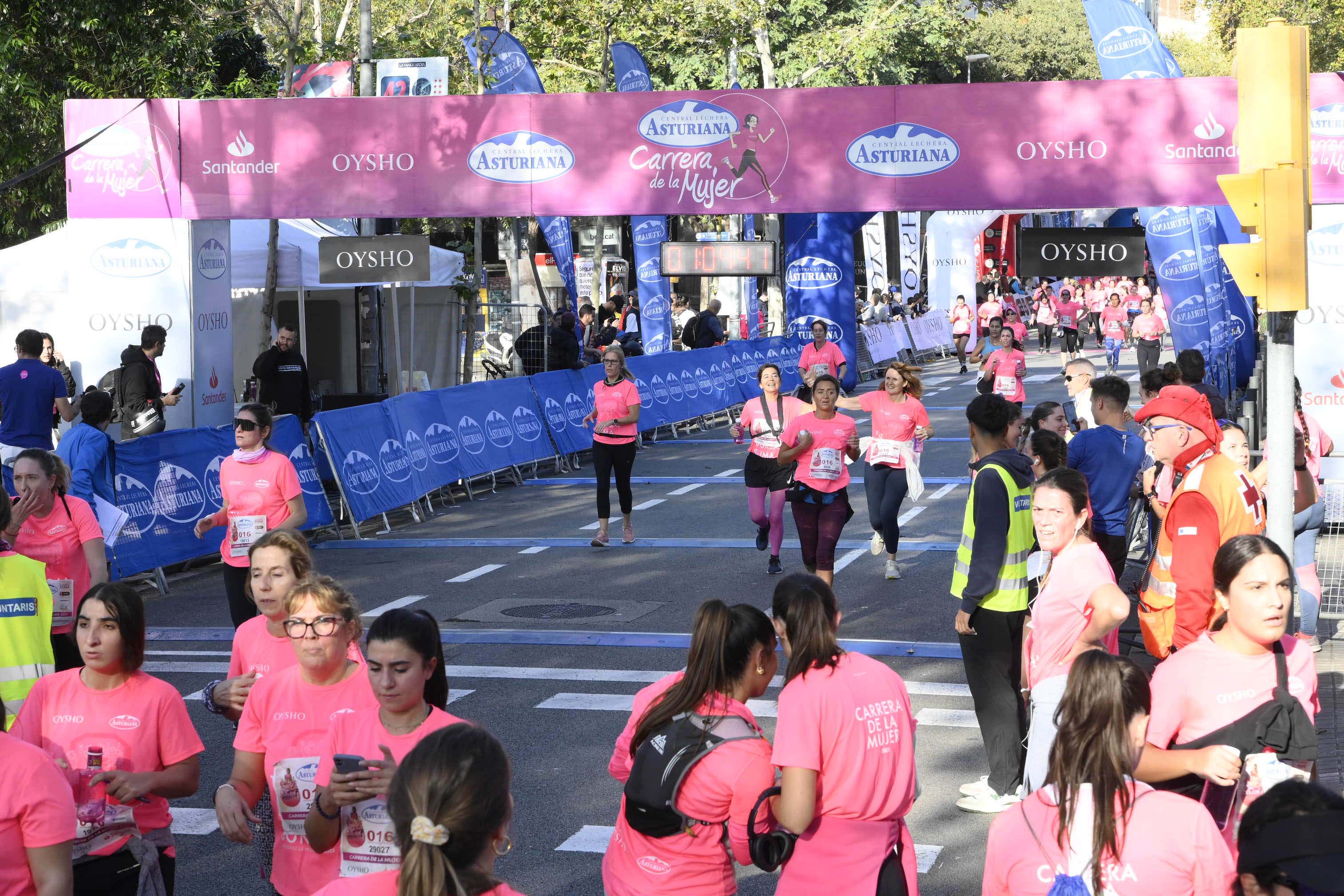 Las mejores fotos de la Carrera de la Mujer de Barcelona 2023. 5162