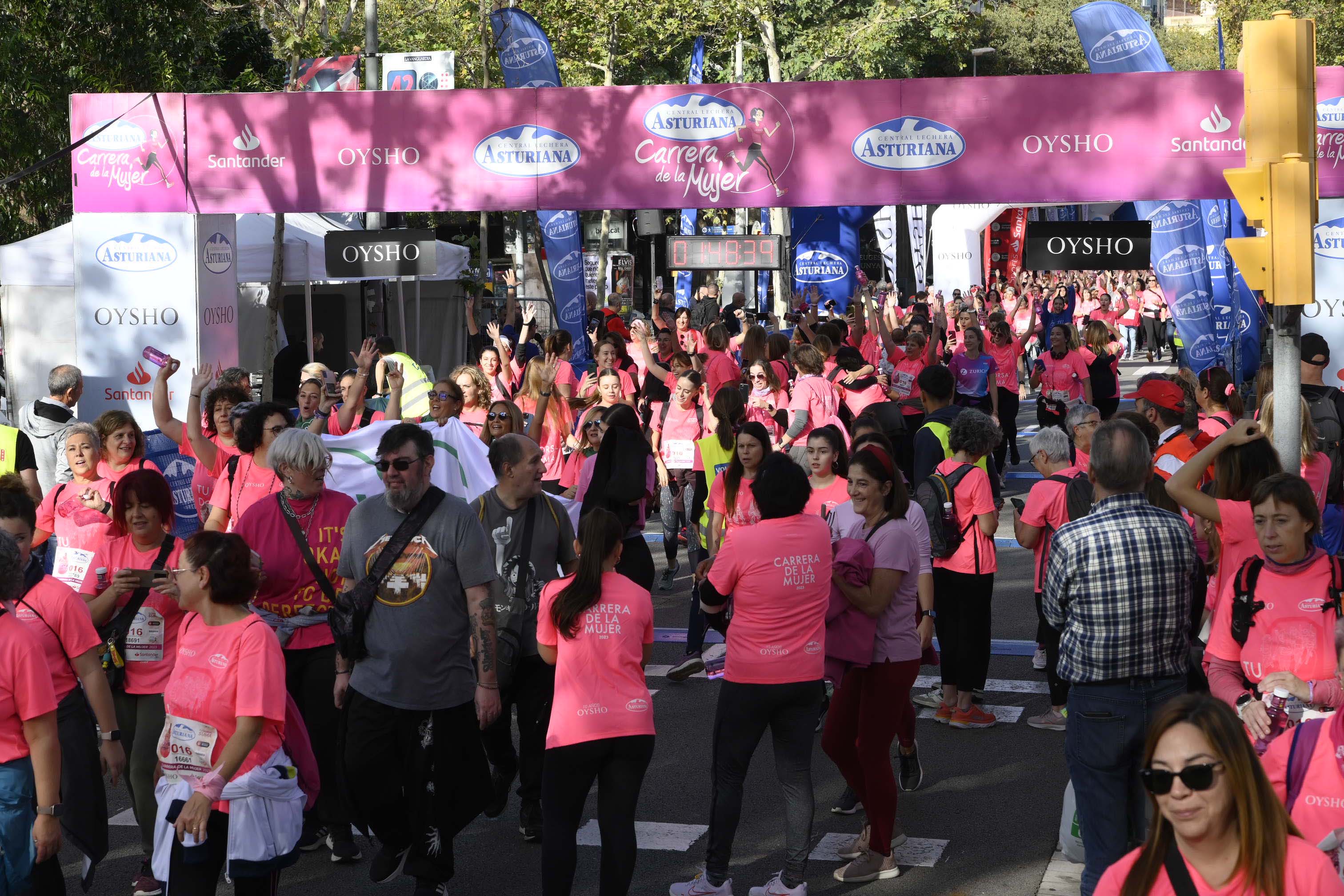 Las mejores fotos de la Carrera de la Mujer de Barcelona 2023. 6248