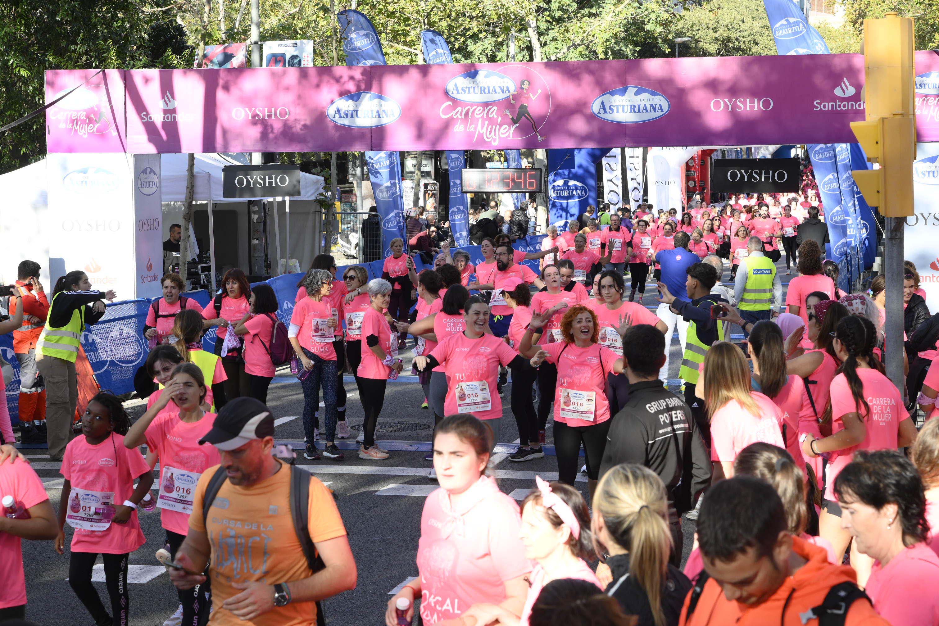 Las mejores fotos de la Carrera de la Mujer de Barcelona 2023. 5520