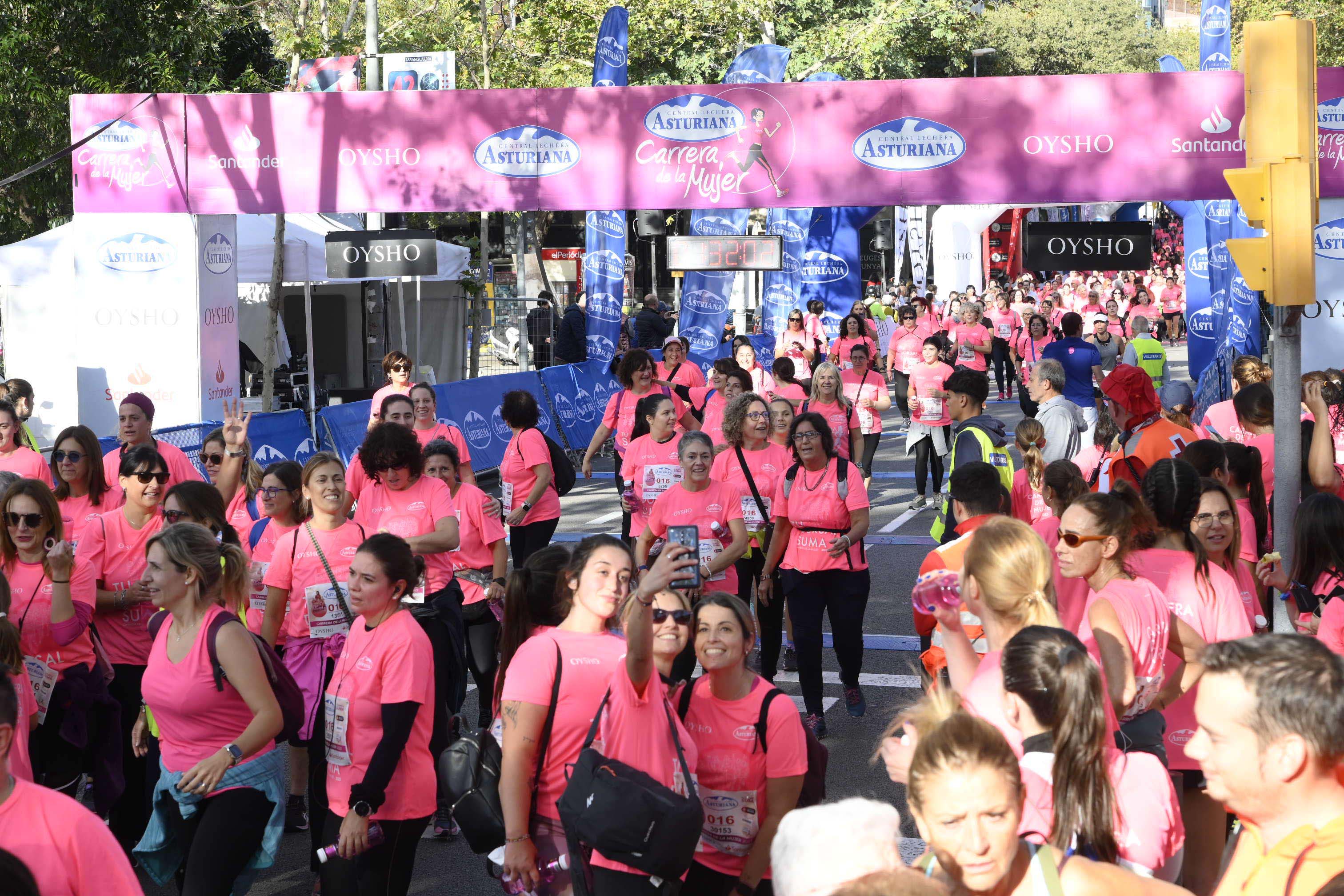 Las mejores fotos de la Carrera de la Mujer de Barcelona 2023. 5764